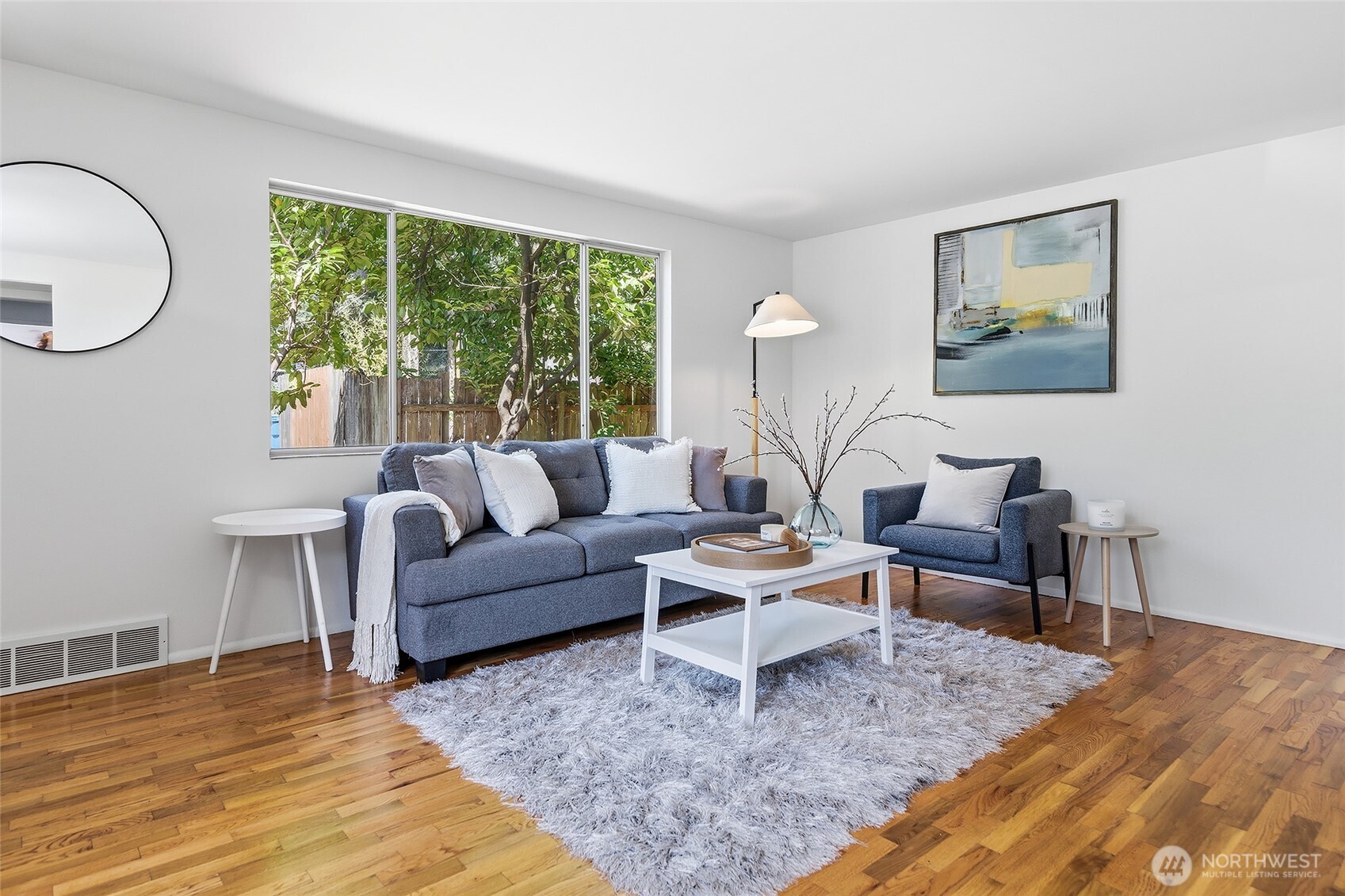 18024 Corliss Avenue N, Shoreline, WA 98133