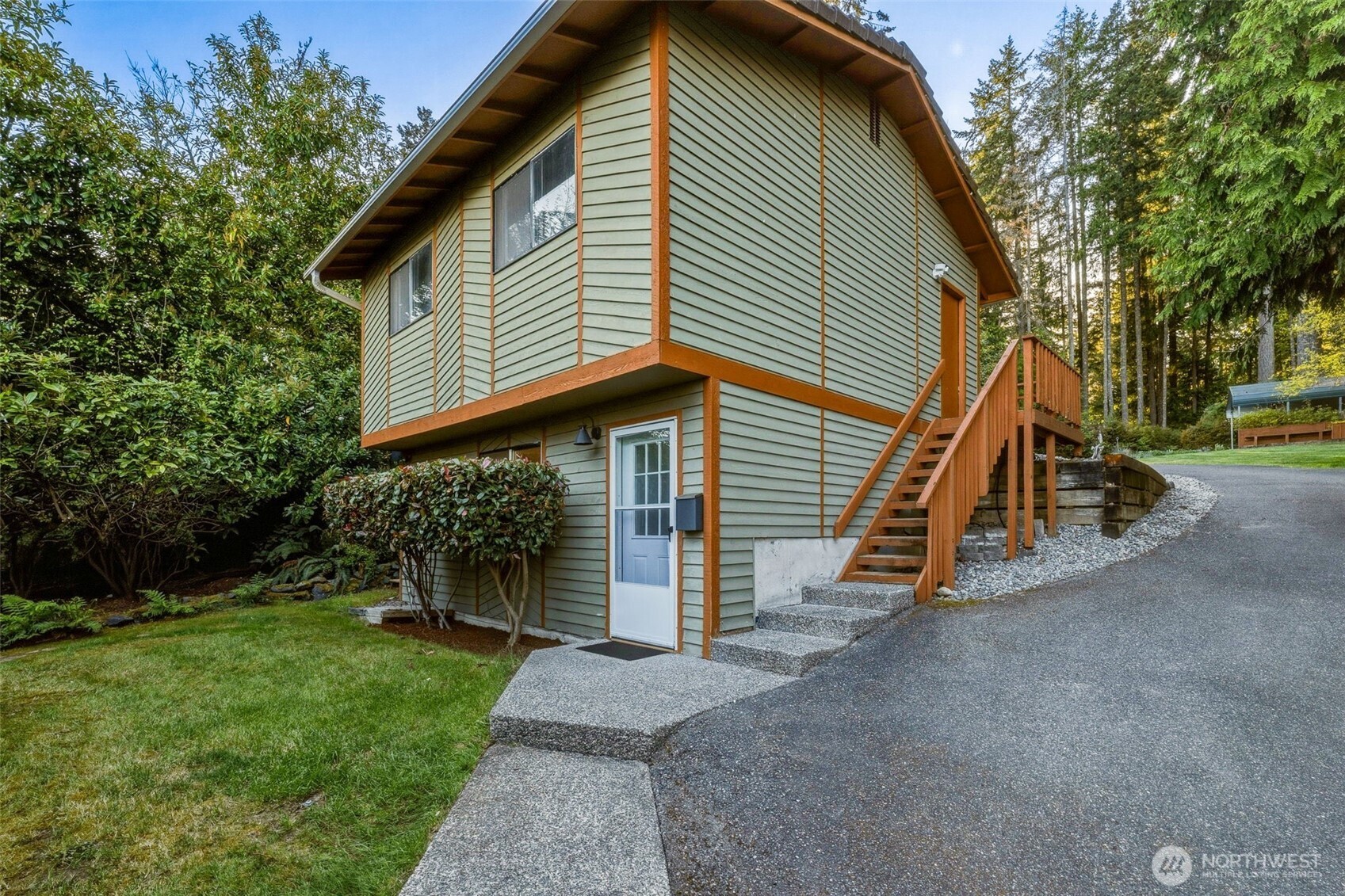 11318 Vipond Drive NW, Gig Harbor, WA 98329