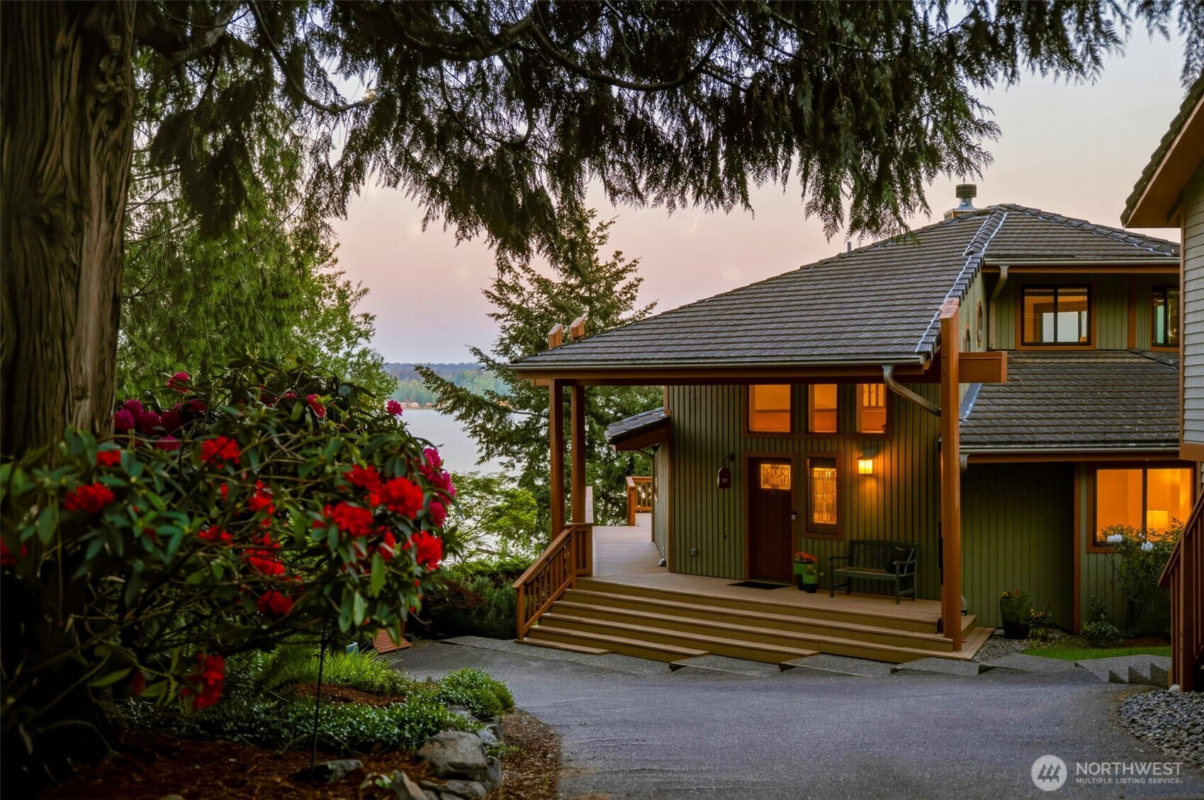 11318 Vipond Drive NW, Gig Harbor, WA 98329