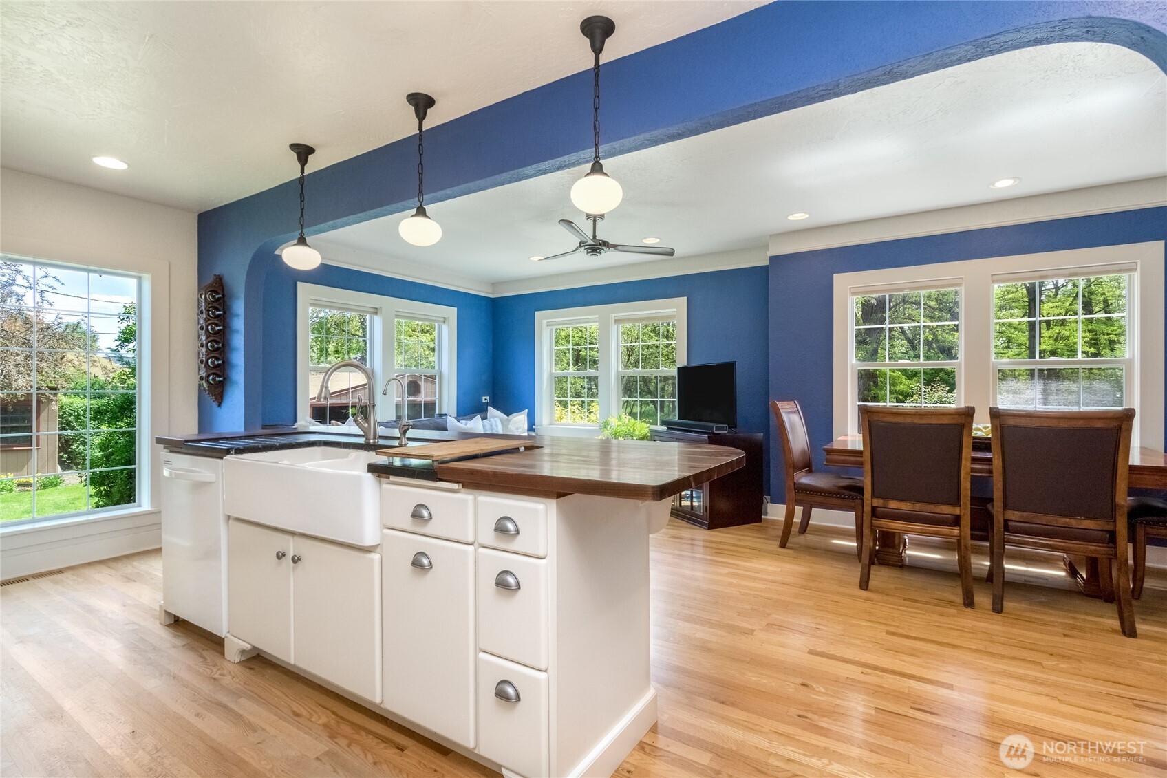 2904 Old Milton Highway , Walla Walla, WA 99362