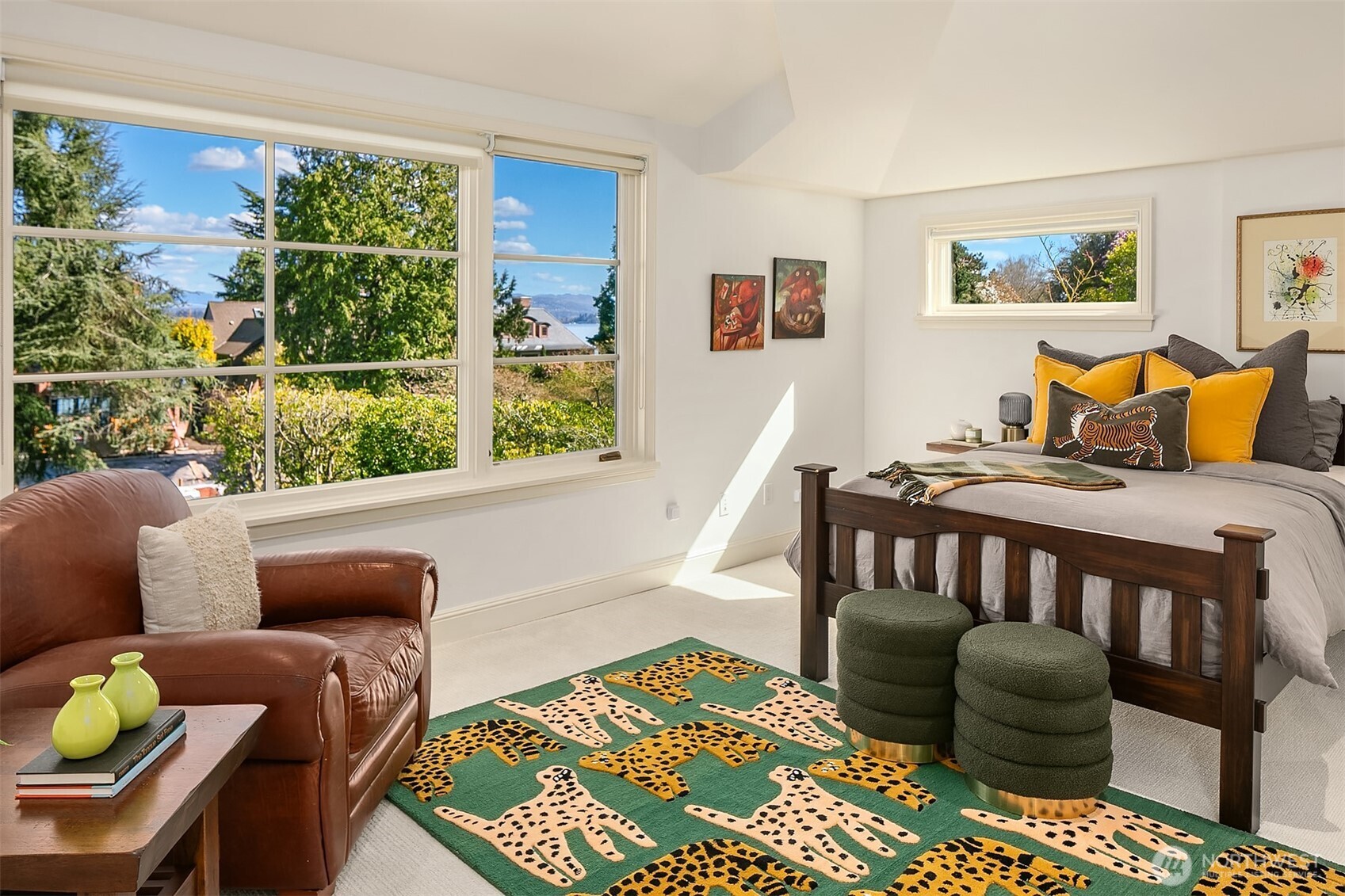 453 McGilvra Boulevard E, Seattle, WA 98112