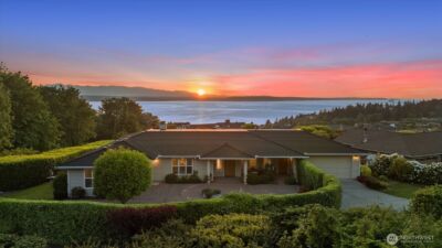 17707 13th Avenue NW, Shoreline, WA 98177