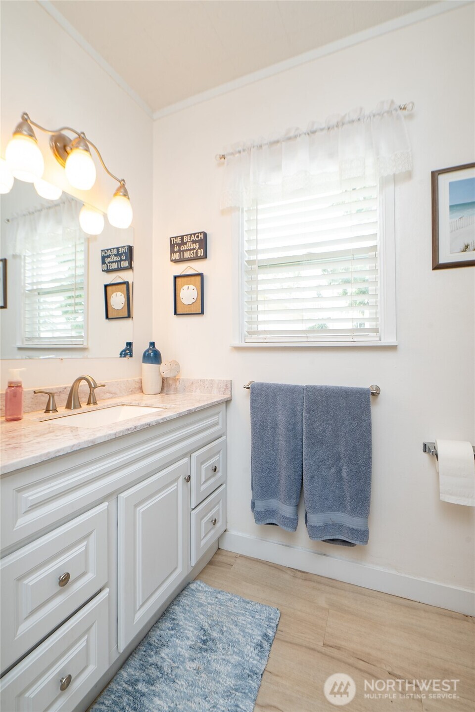 2411 Dodd Street , Blaine, WA 98230