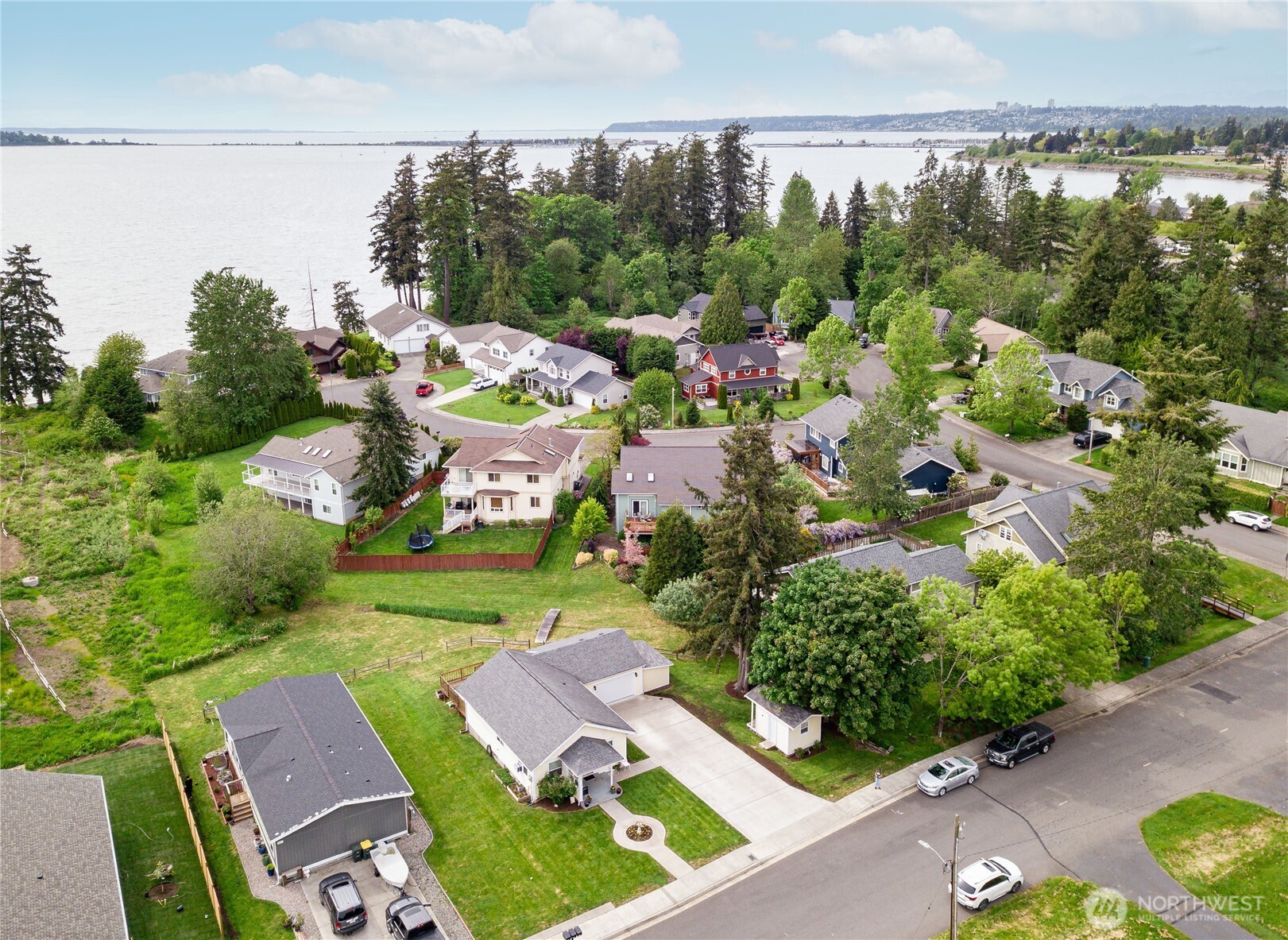 2411 Dodd Street , Blaine, WA 98230