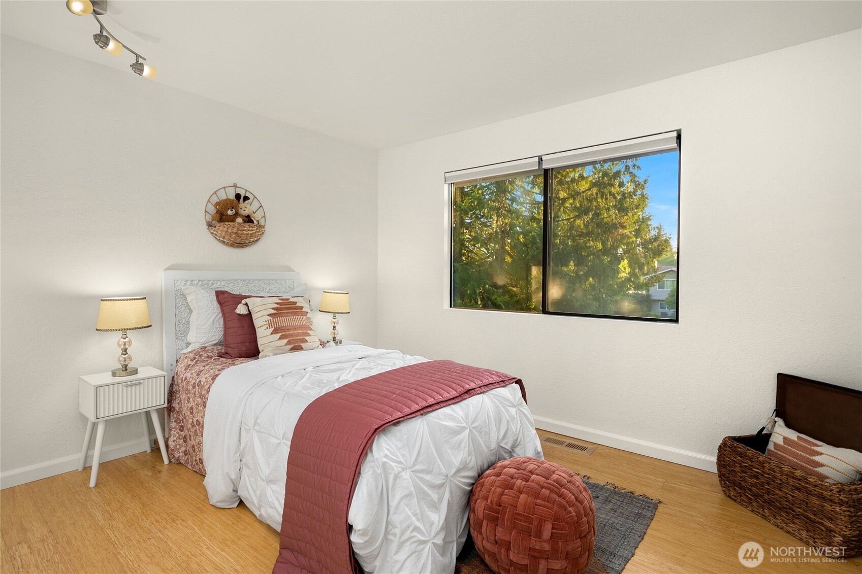 19011 27th Drive SE, Bothell, WA 98012