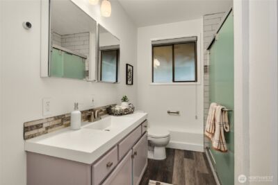 19011 27th Drive SE, Bothell, WA 98012 - Photo 22