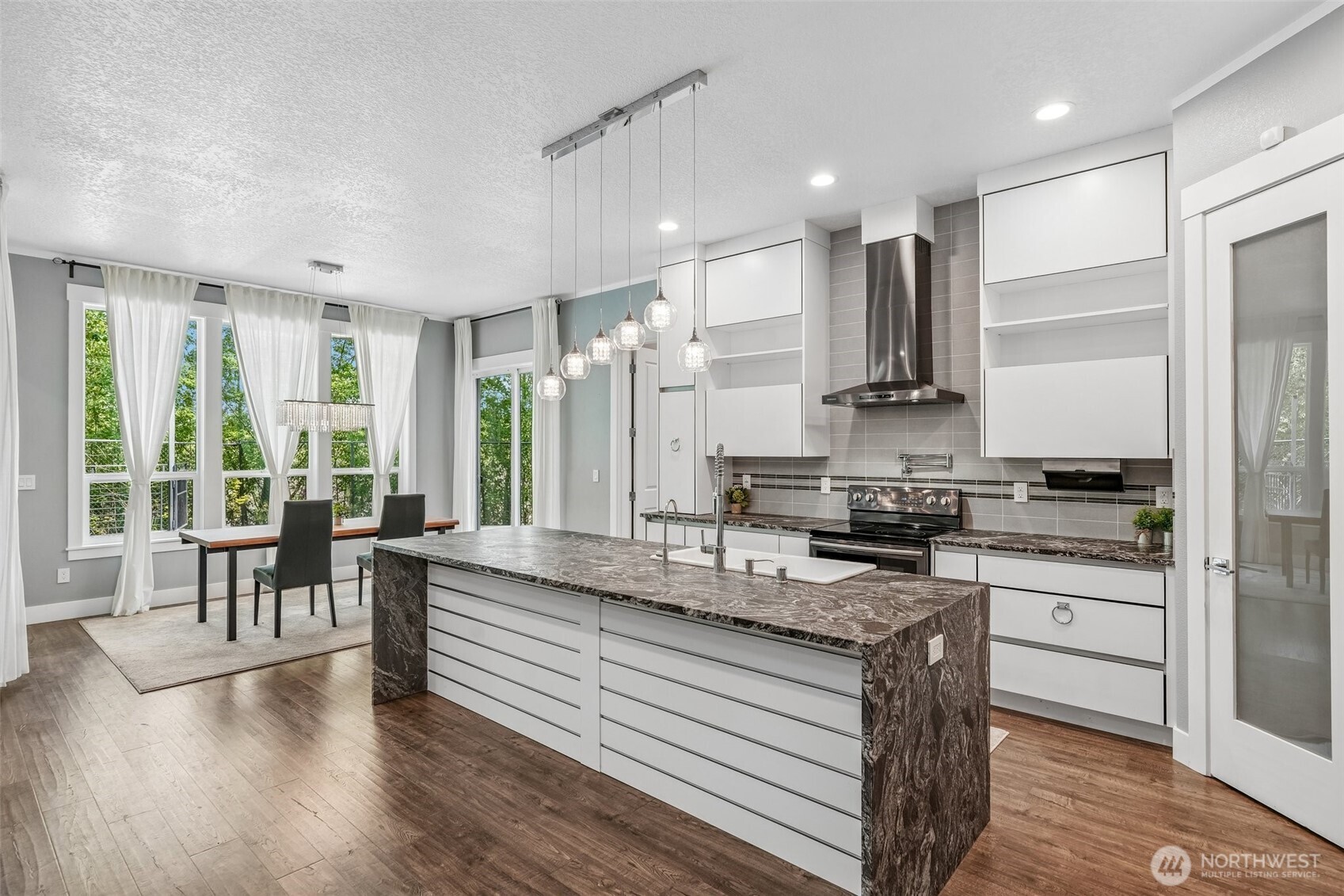 9500 NE 111th Street , Vancouver, WA 98662