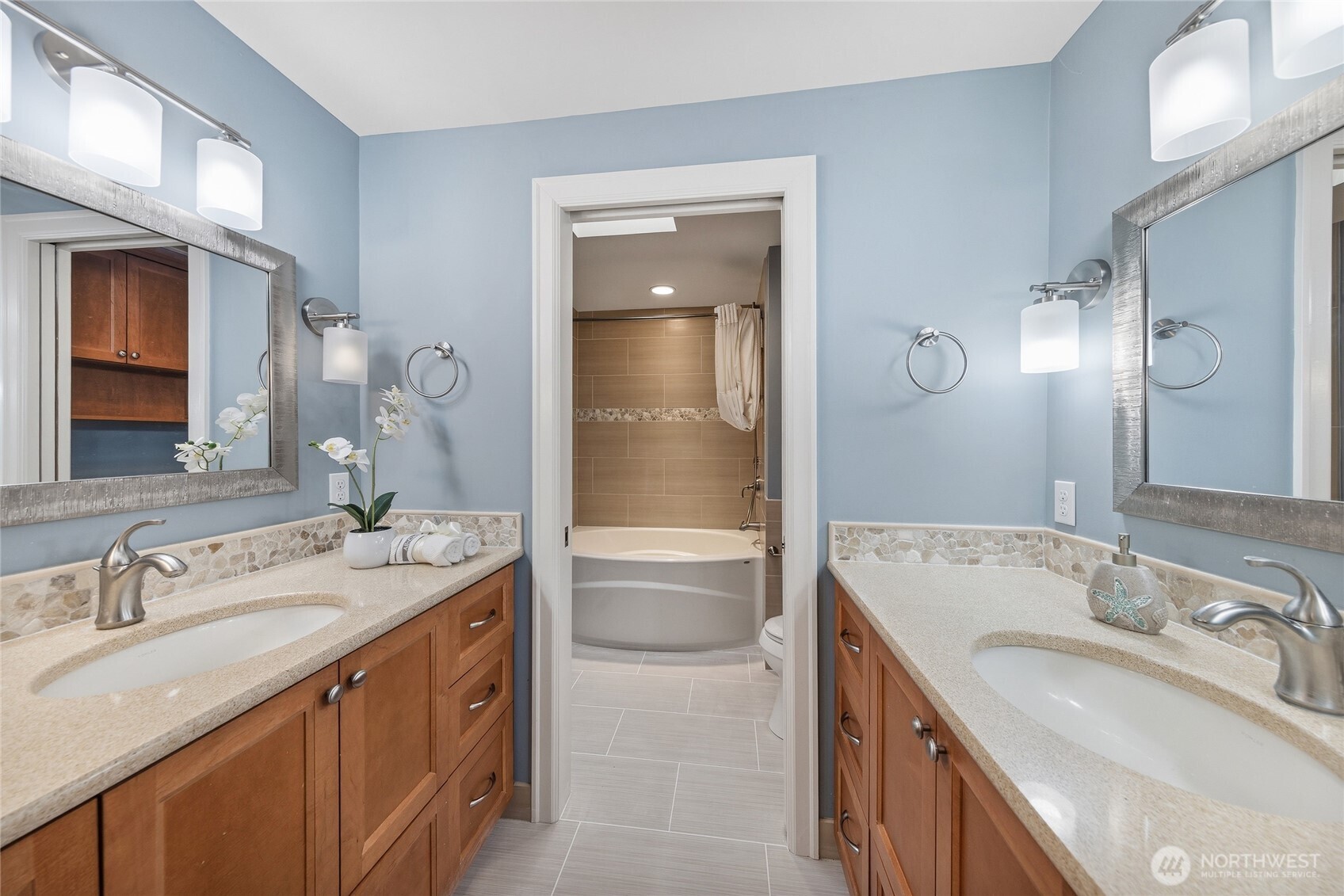 3630 204th Place NE, Sammamish, WA 98074