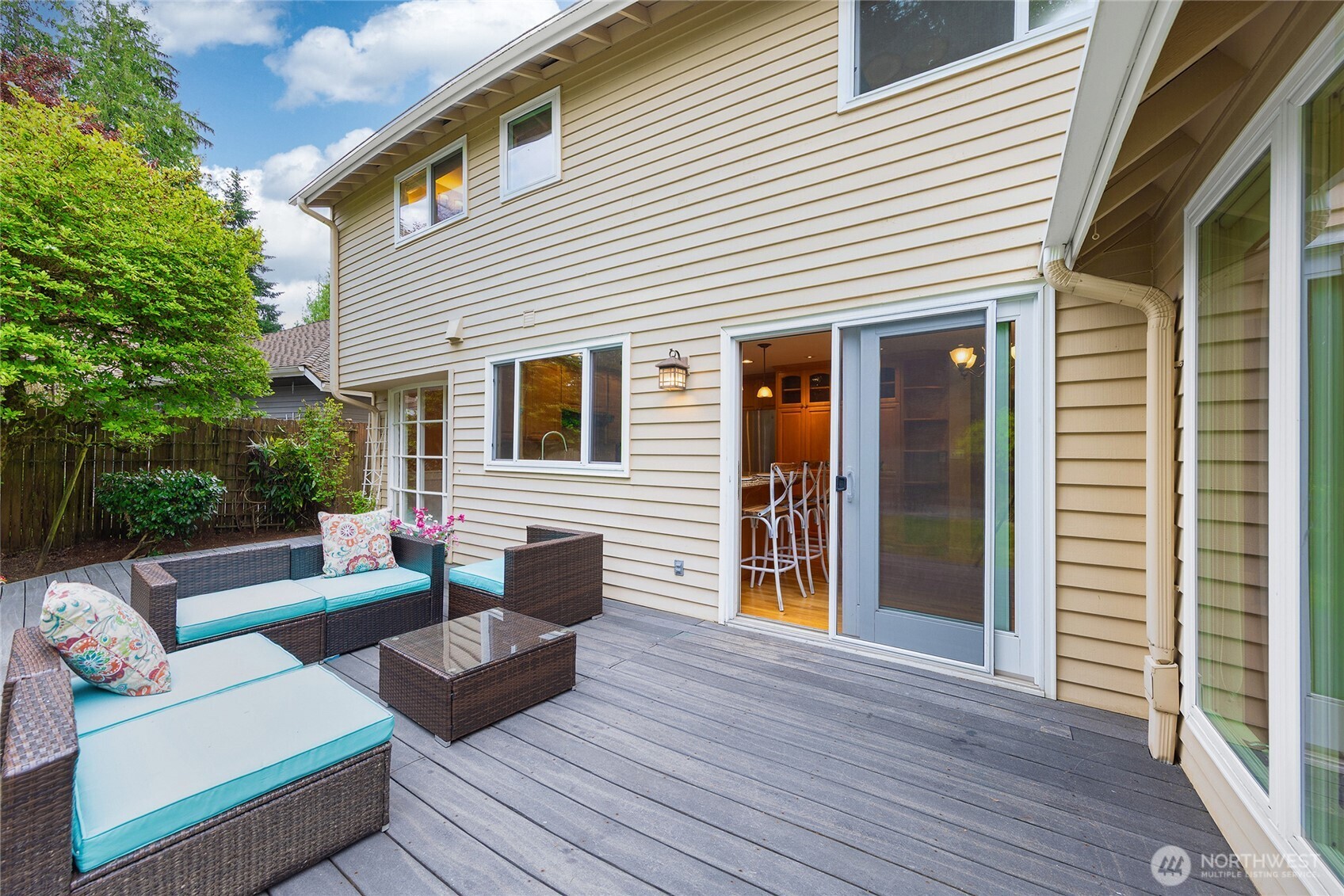 3630 204th Place NE, Sammamish, WA 98074