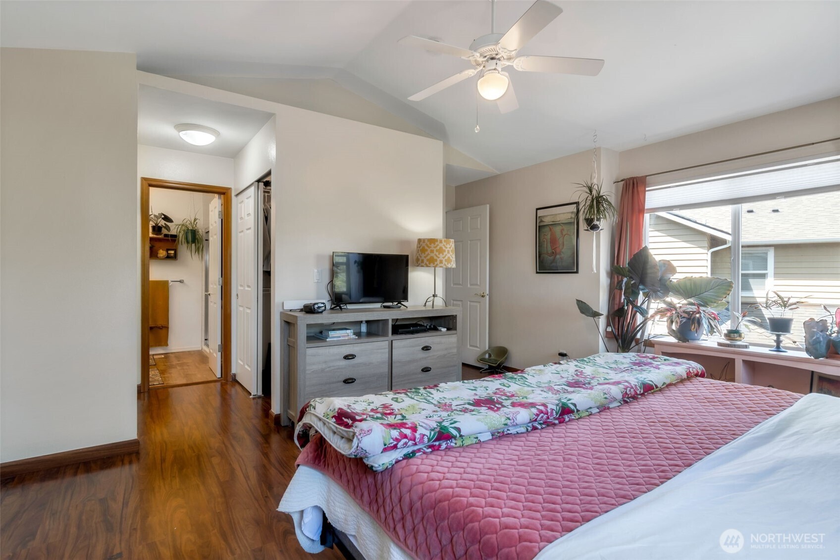 5802 14th Drive W #B, Everett, WA 98203-5921
