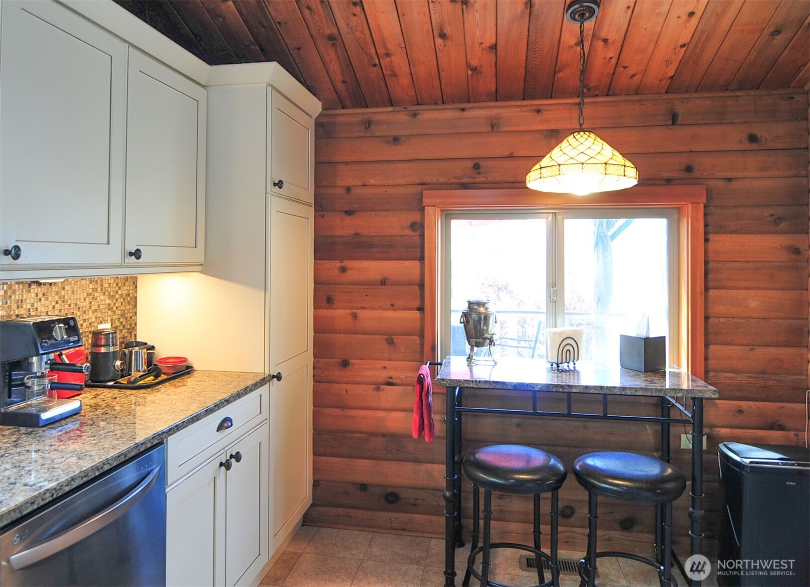 553 Summit Boulevard , Manson, WA 98831