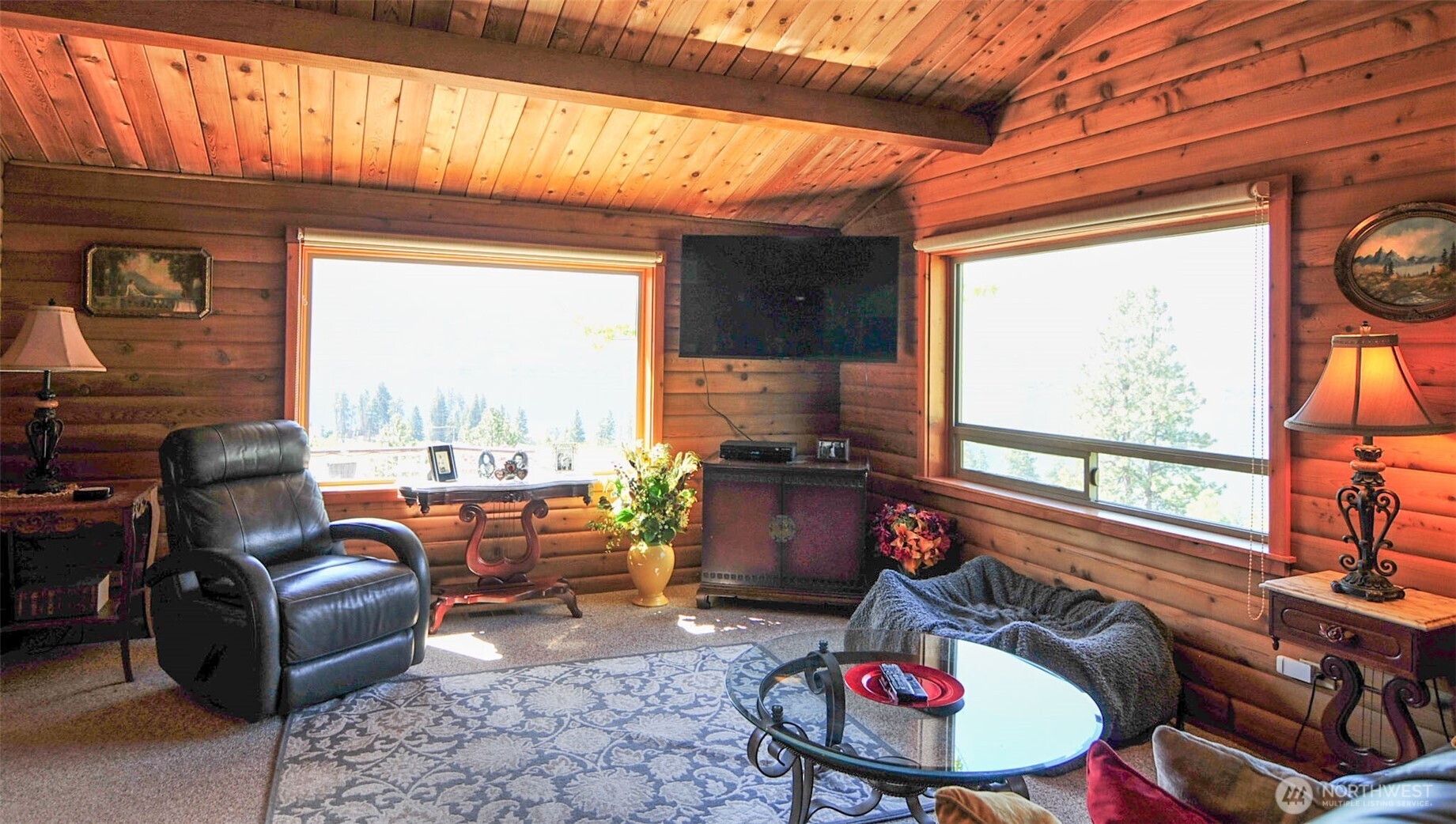 553 Summit Boulevard , Manson, WA 98831
