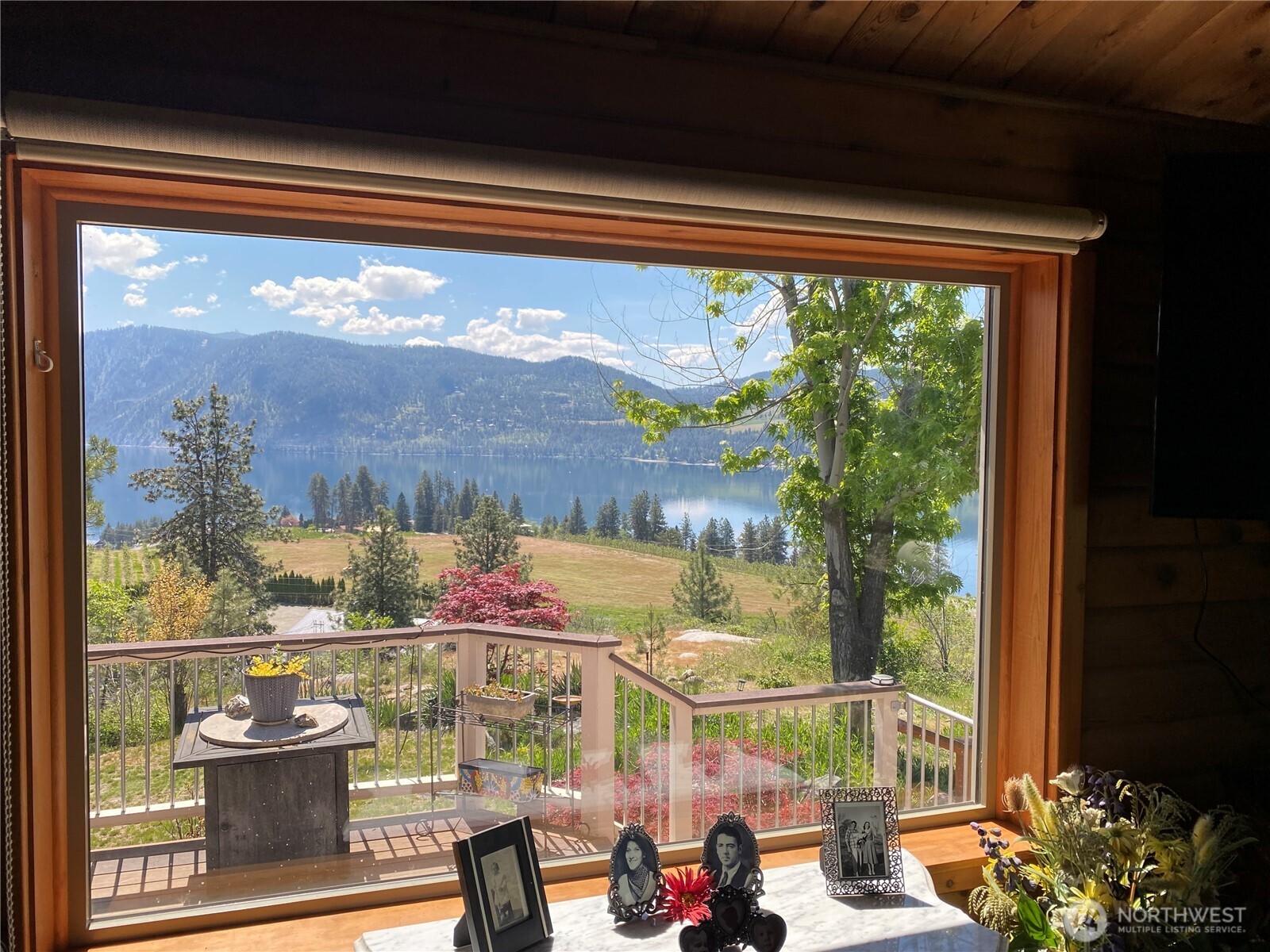553 Summit Boulevard , Manson, WA 98831