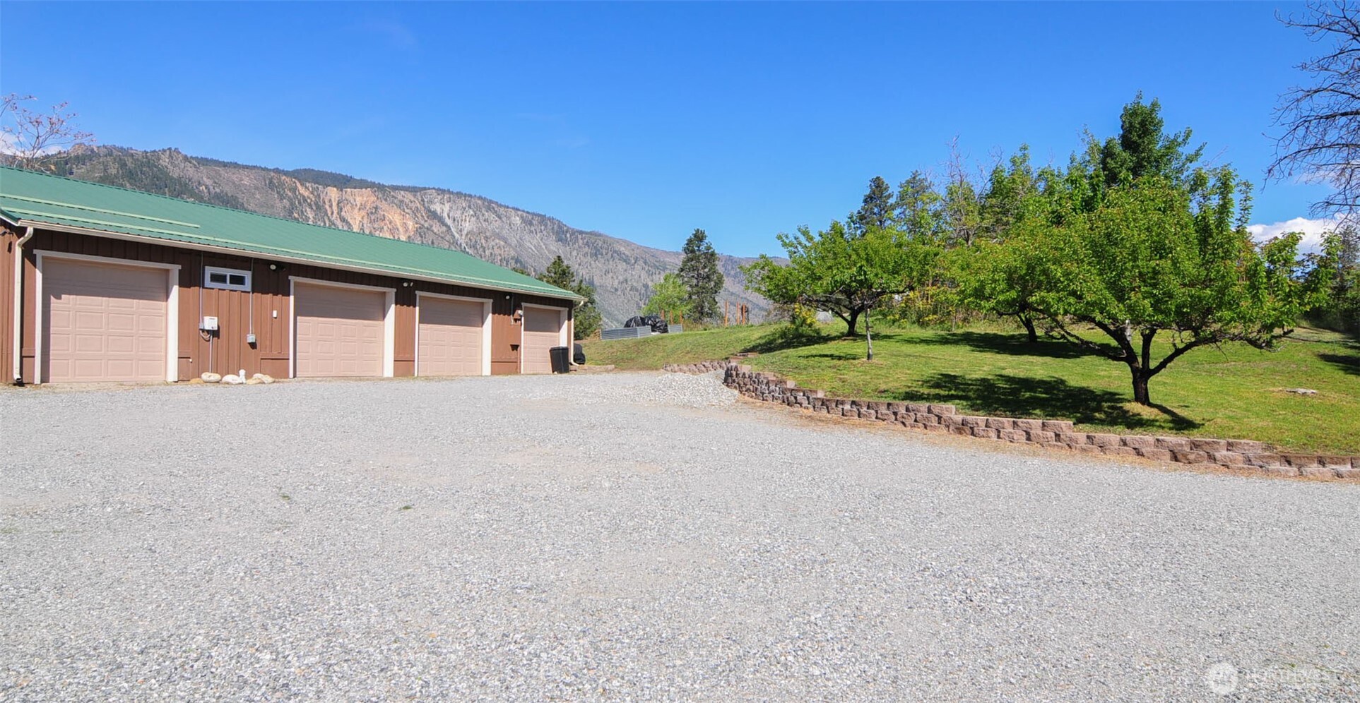 553 Summit Boulevard , Manson, WA 98831
