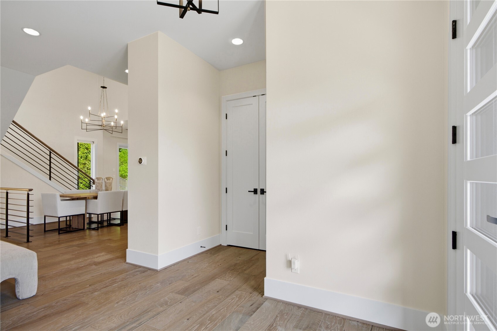 11276 SE 32nd Lane , Bellevue, WA 98004