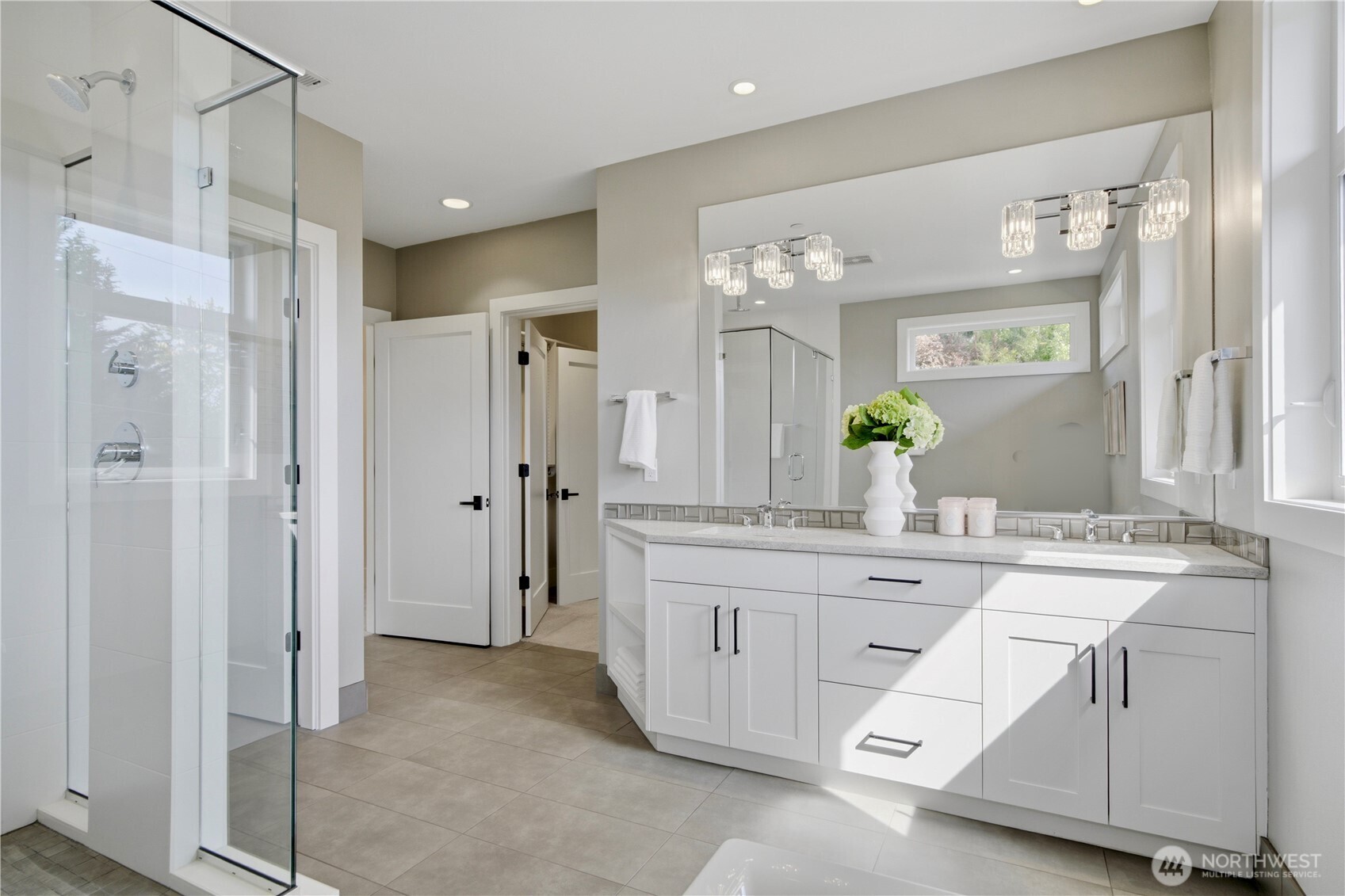 11276 SE 32nd Lane , Bellevue, WA 98004