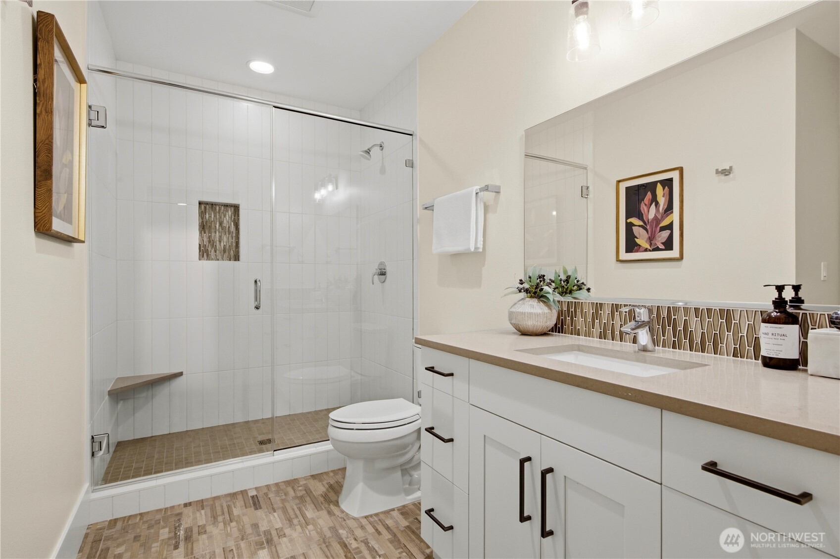 11276 SE 32nd Lane , Bellevue, WA 98004