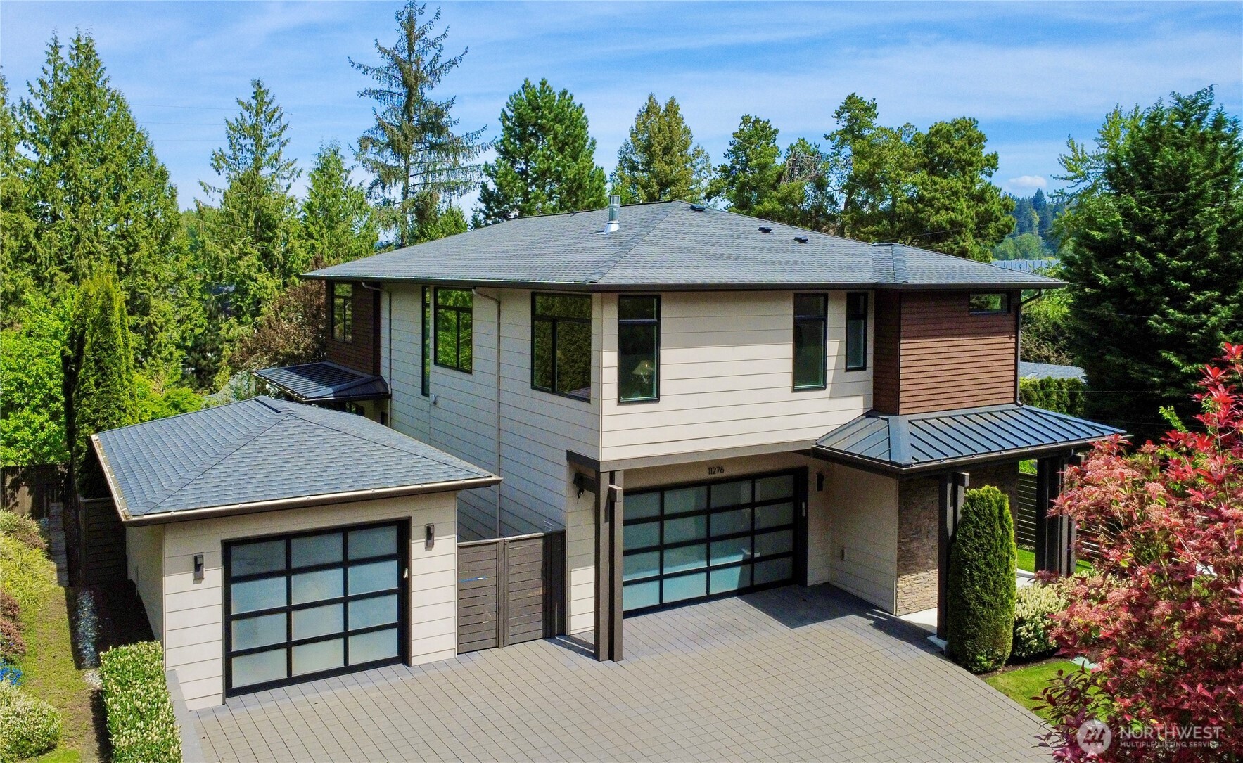 11276 SE 32nd Lane , Bellevue, WA 98004