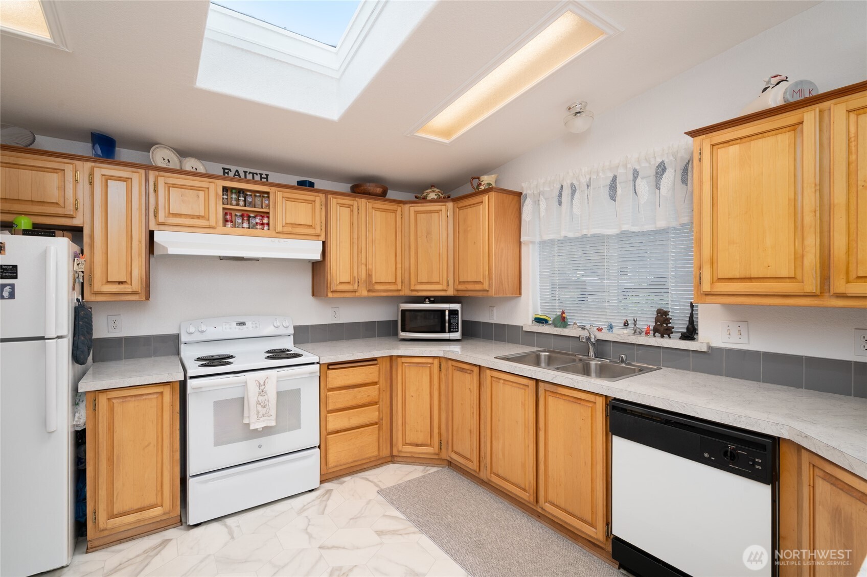 24160 N West View Road , Mount Vernon, WA 98274
