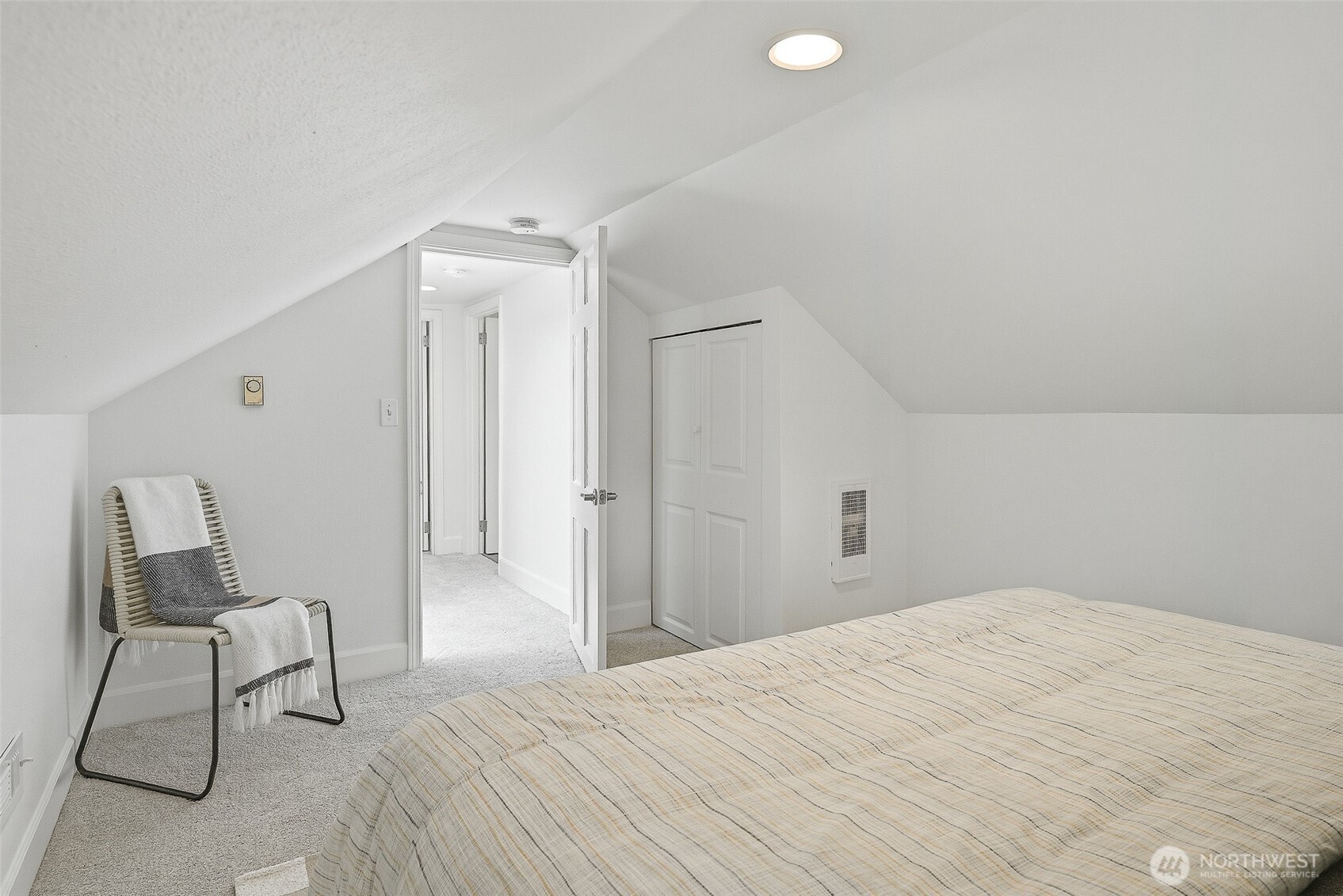 8521 S 117th Street , Seattle, WA 98178