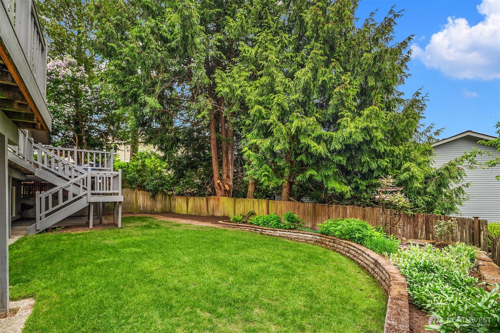 1516 184th Avenue NE, Bellevue, WA 98008
