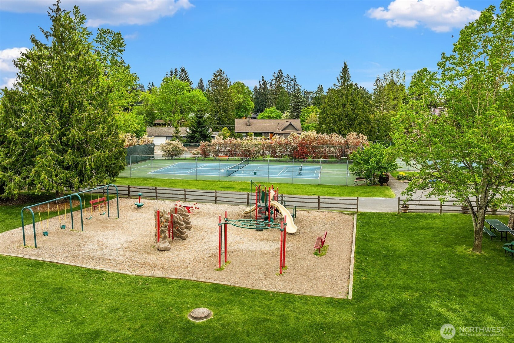 1516 184th Avenue NE, Bellevue, WA 98008