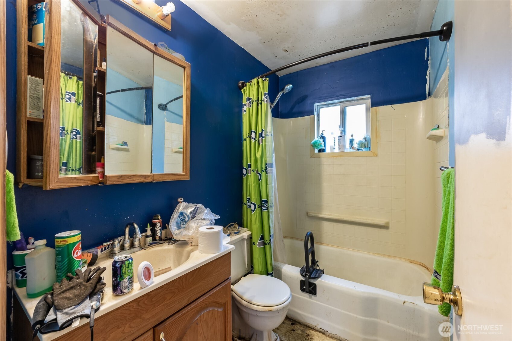 7205 S Prospect St , Tacoma, WA 98409-9545