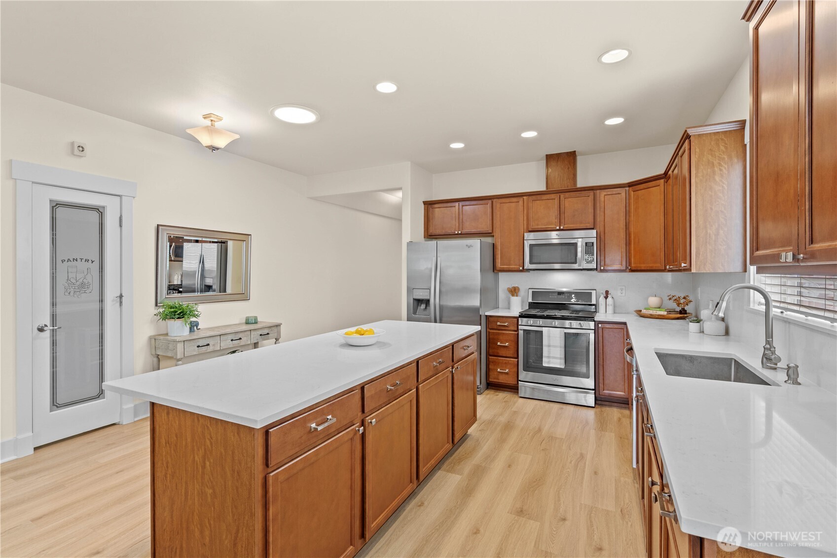 14432 20th Avenue Ct E, Tacoma, WA 98445