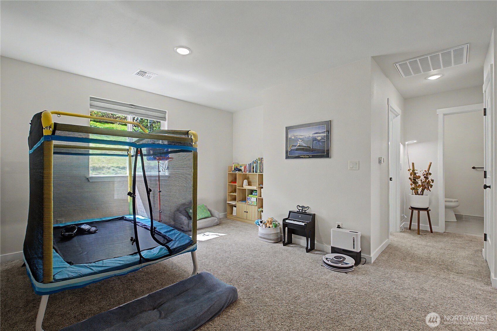 12141 Fairway Drive SW, Olympia, WA 98512