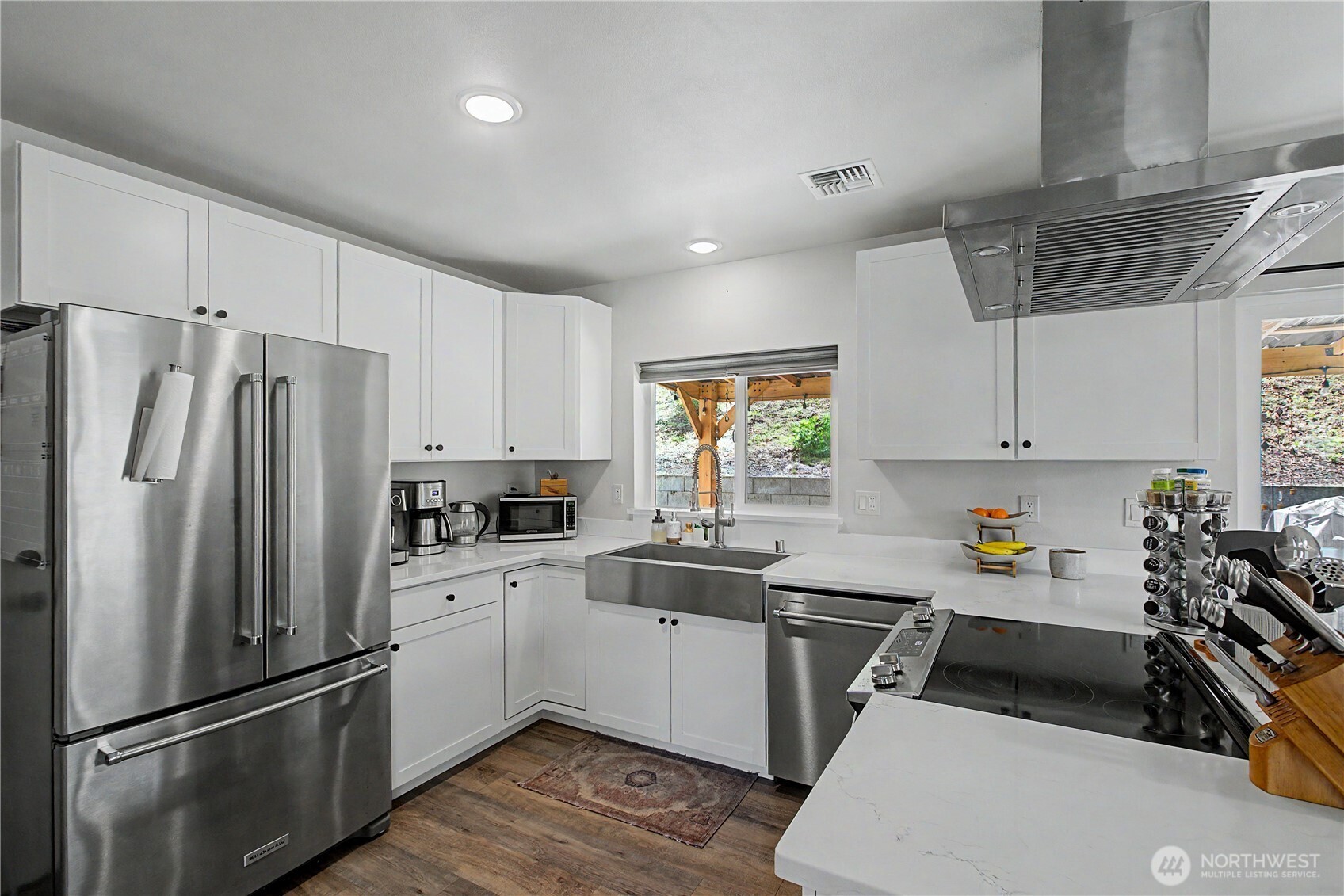 12141 Fairway Drive SW, Olympia, WA 98512