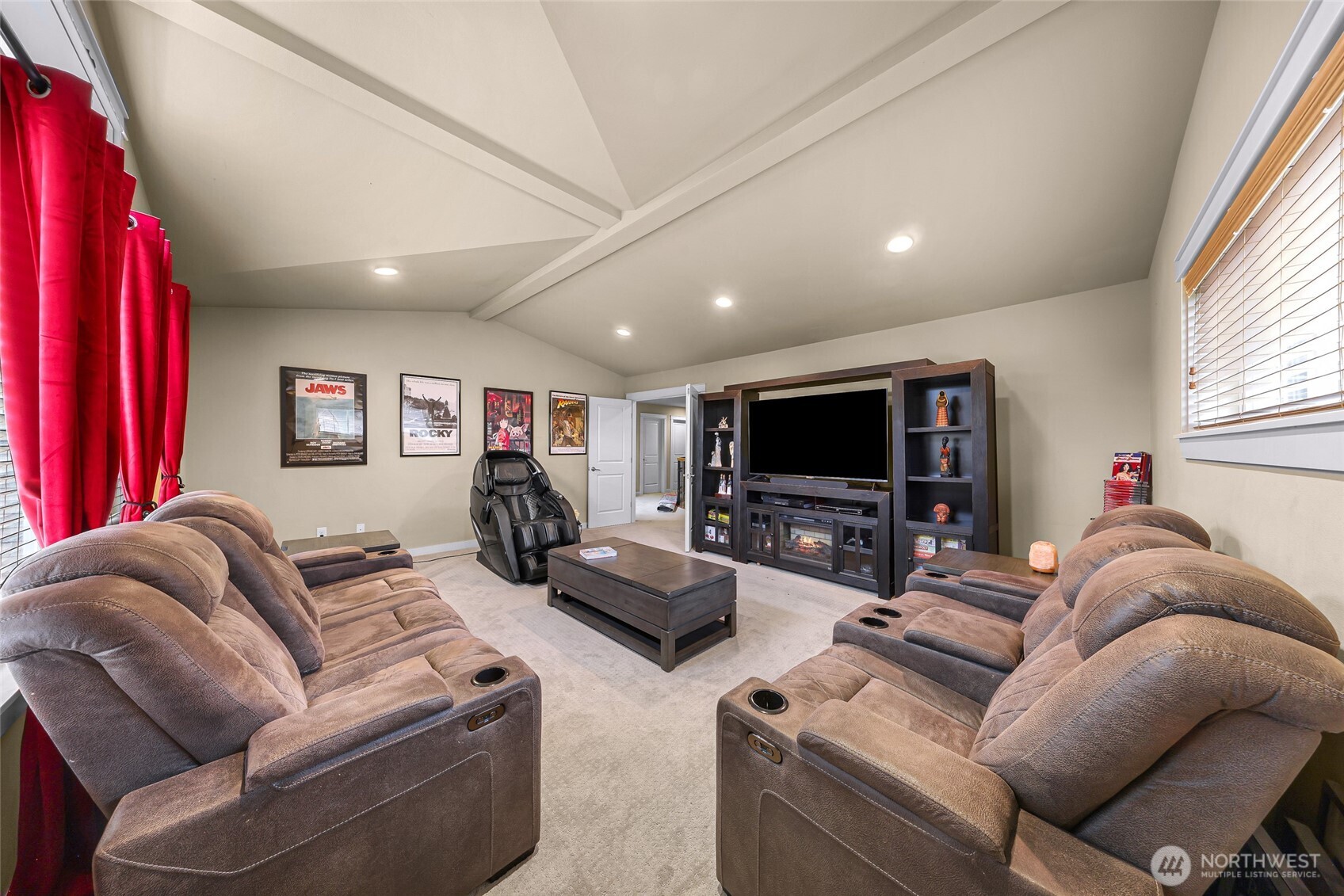 10082 240th Avenue NE, Redmond, WA 98053-6298