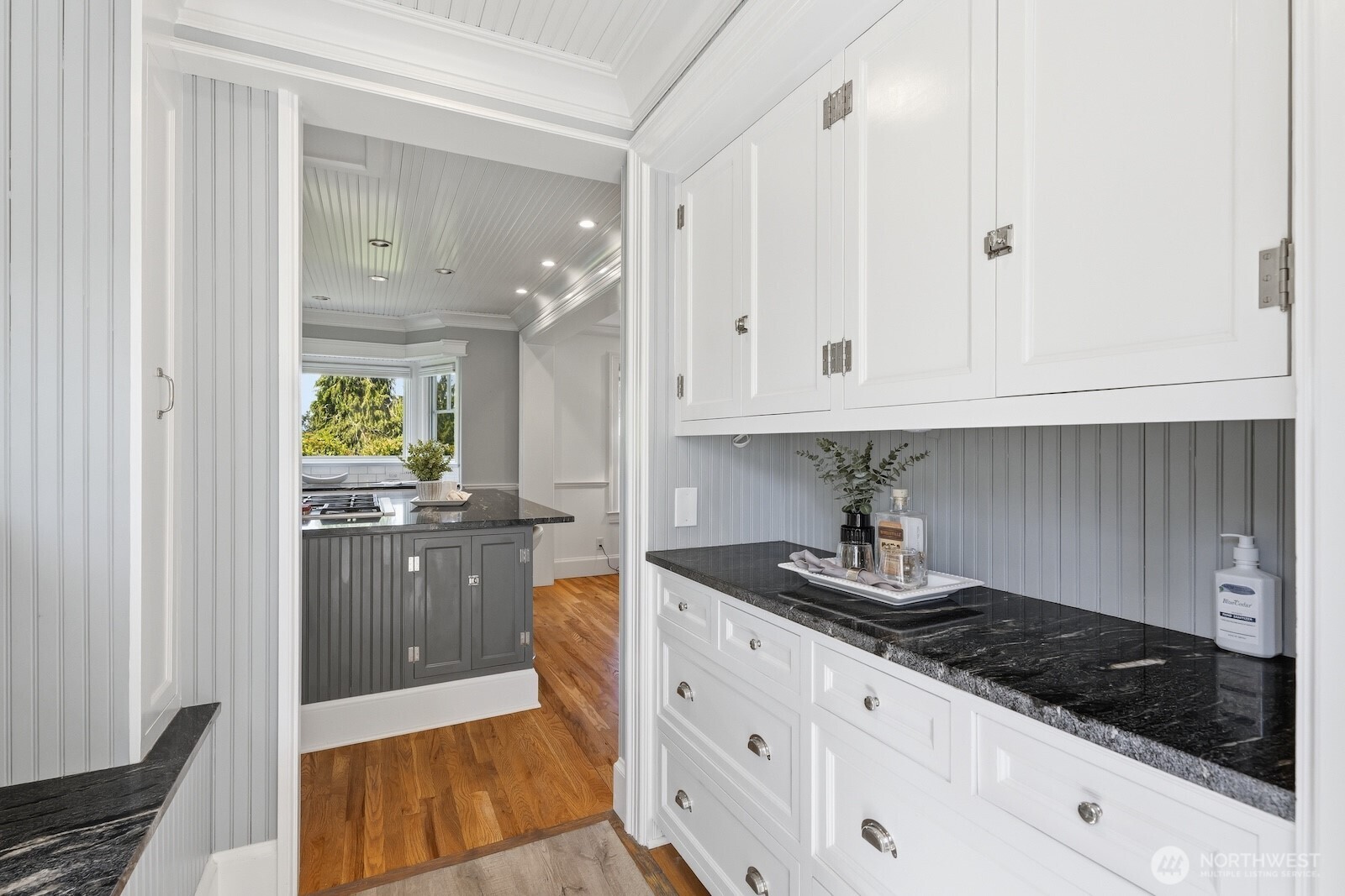 7219 Soundview Drive , Edmonds, WA 98026