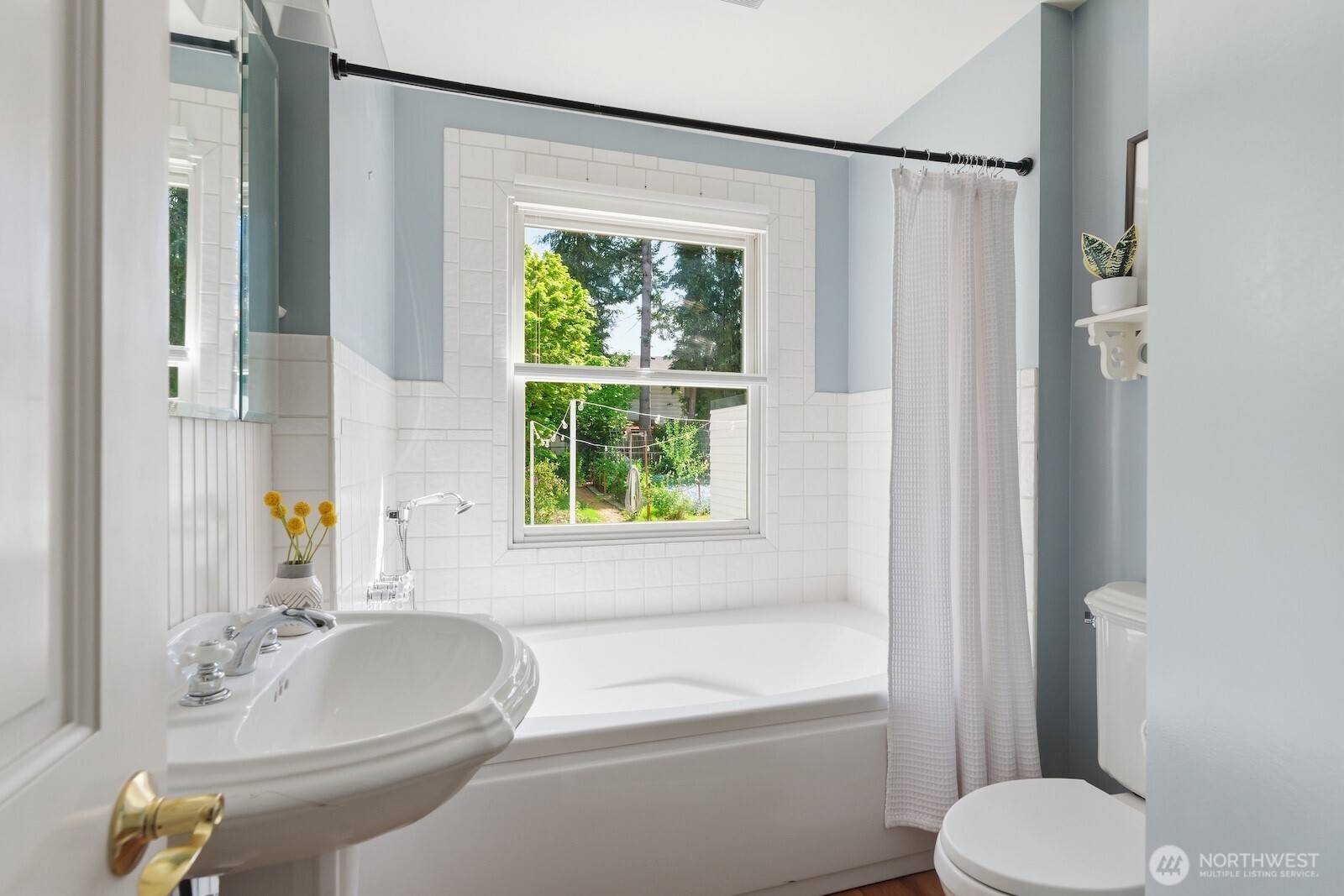 7219 Soundview Drive , Edmonds, WA 98026