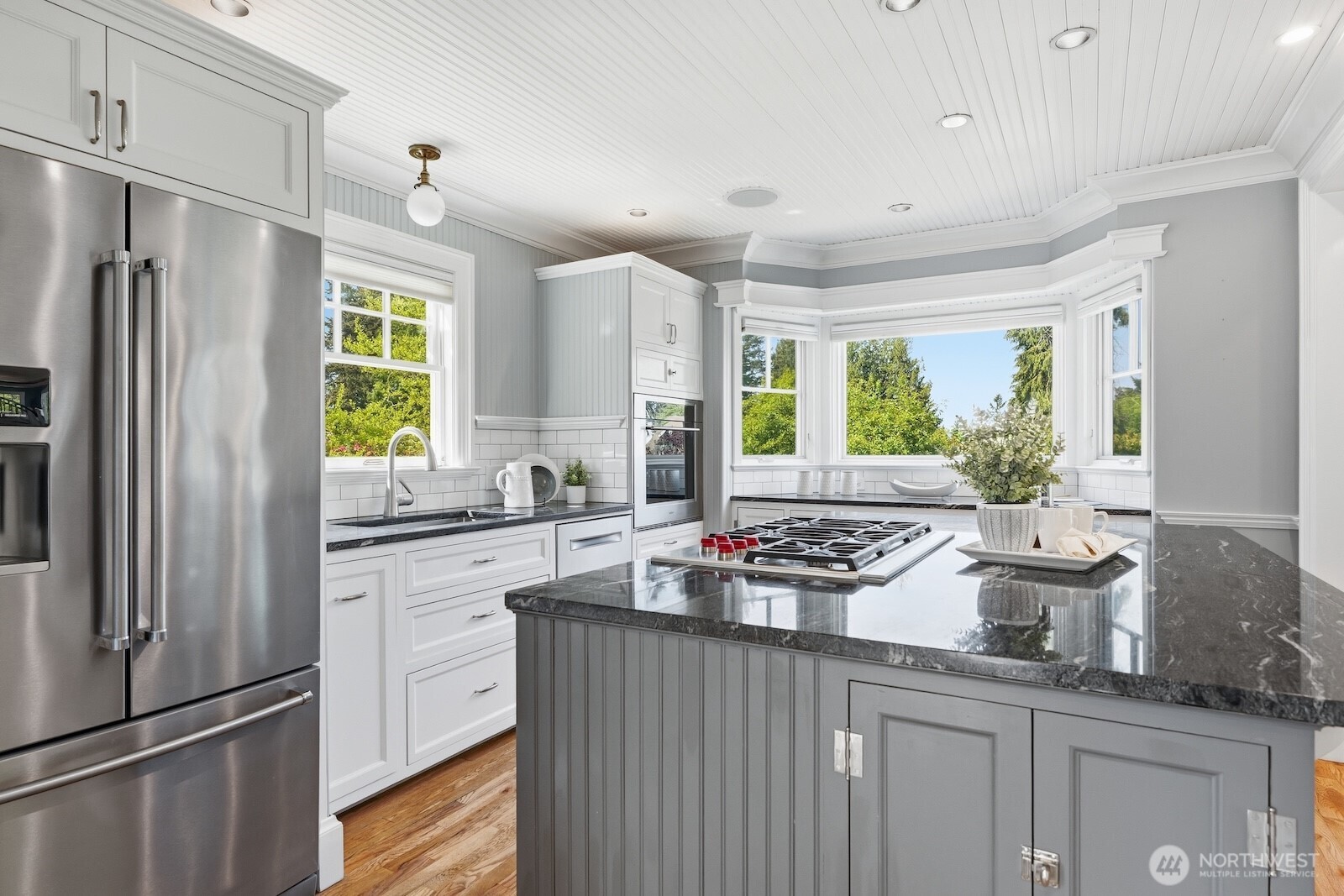7219 Soundview Drive , Edmonds, WA 98026