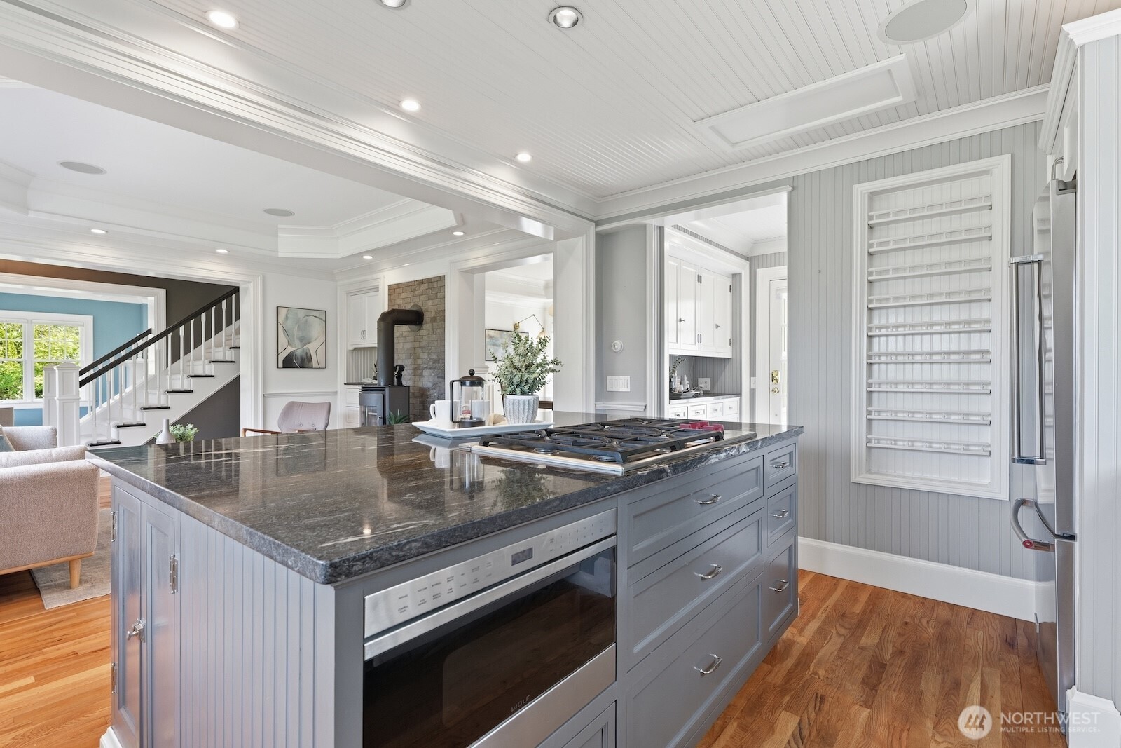 7219 Soundview Drive , Edmonds, WA 98026