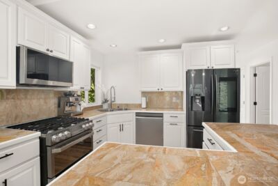 1508 208th Avenue NE, Sammamish, WA 98074-6675 - Photo 7