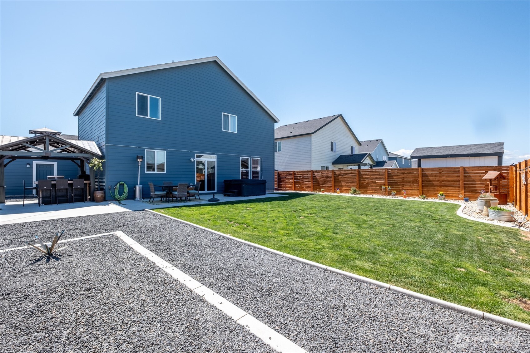 741 K St NE , Quincy, WA 98848