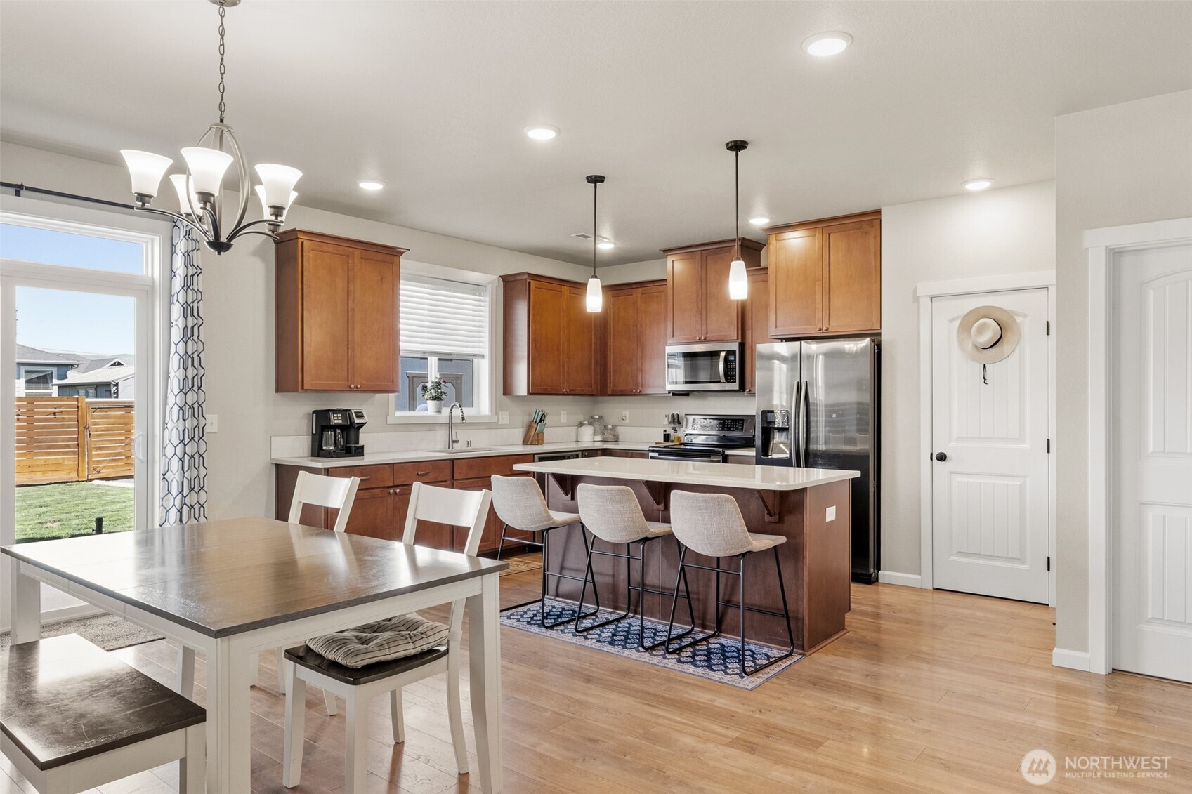 741 K St NE , Quincy, WA 98848