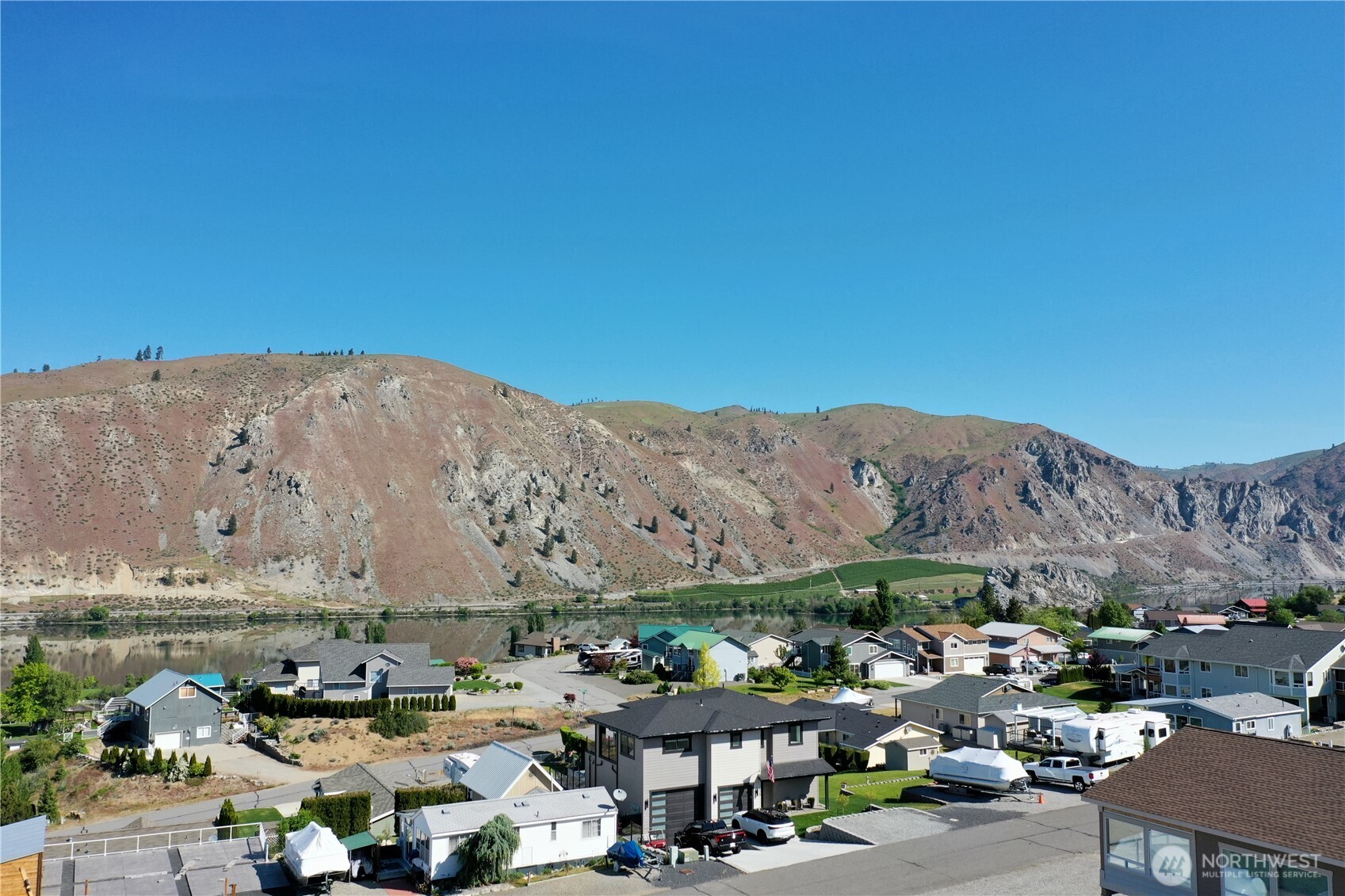 565 Entiat Place , Orondo, WA 98843