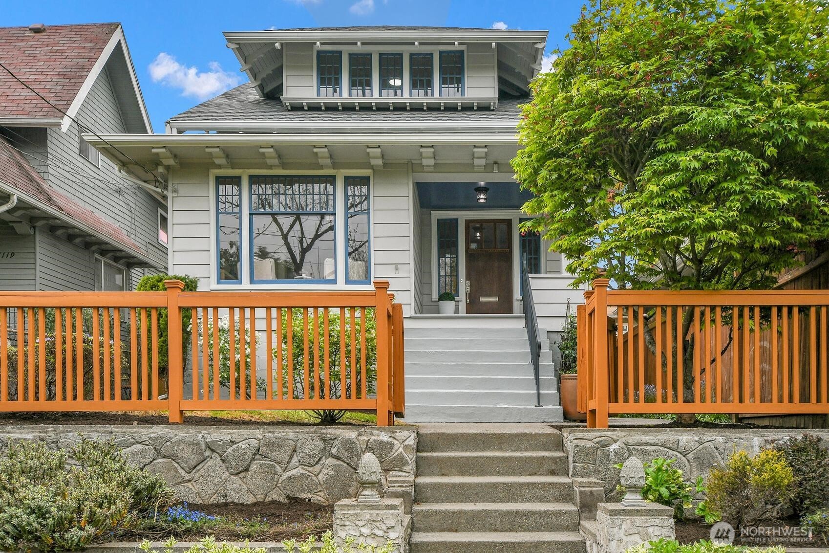 1121 27th Avenue , Seattle, WA 98122