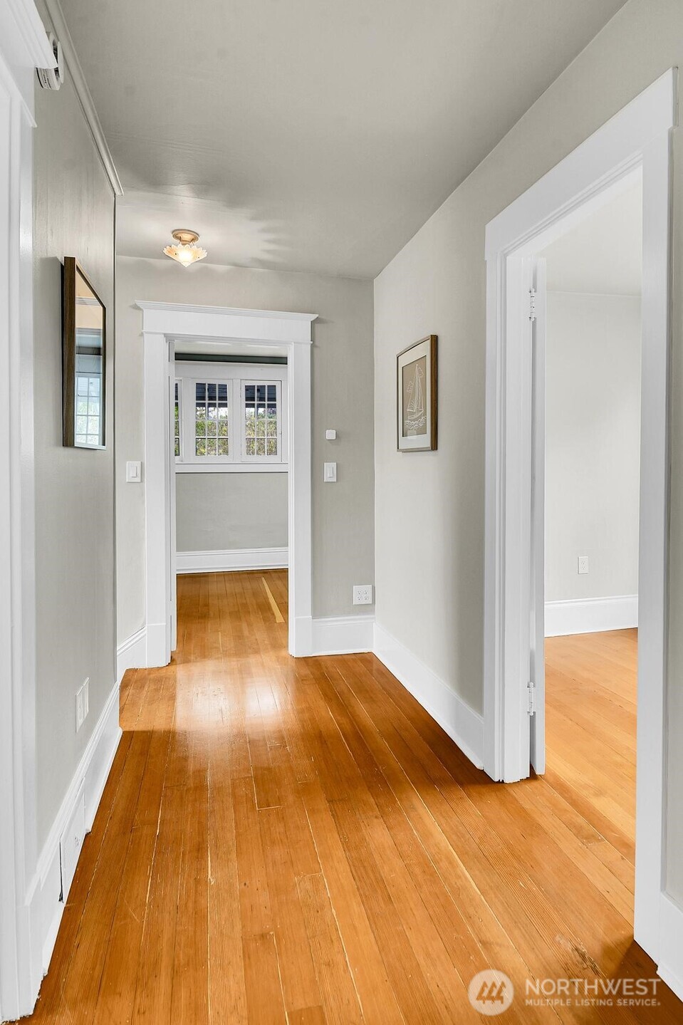 1121 27th Avenue , Seattle, WA 98122