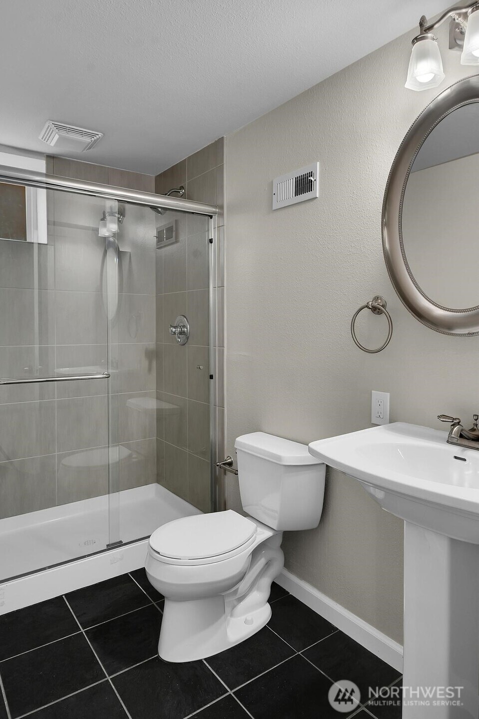 1121 27th Avenue , Seattle, WA 98122