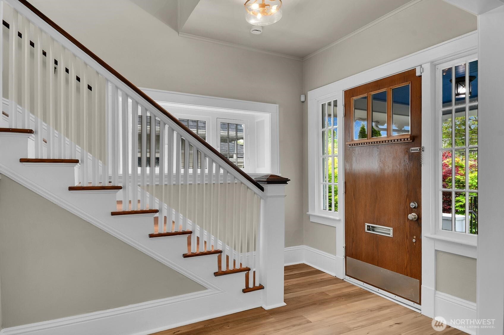 1121 27th Avenue , Seattle, WA 98122