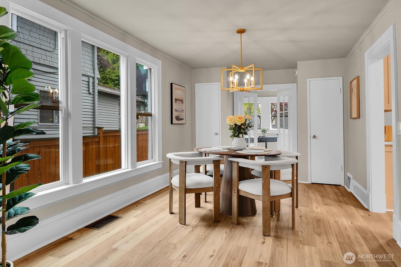 1121 27th Avenue , Seattle, WA 98122