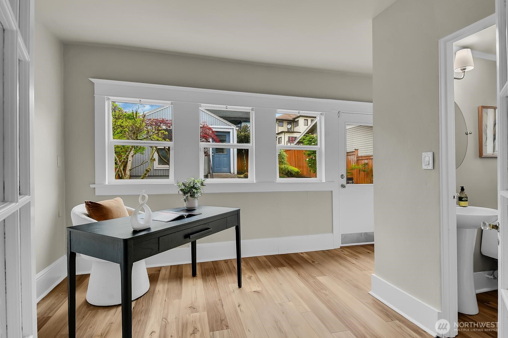 1121 27th Avenue , Seattle, WA 98122