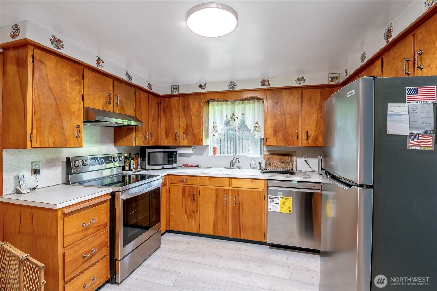 296 Dodge Road , Morton, WA 98356