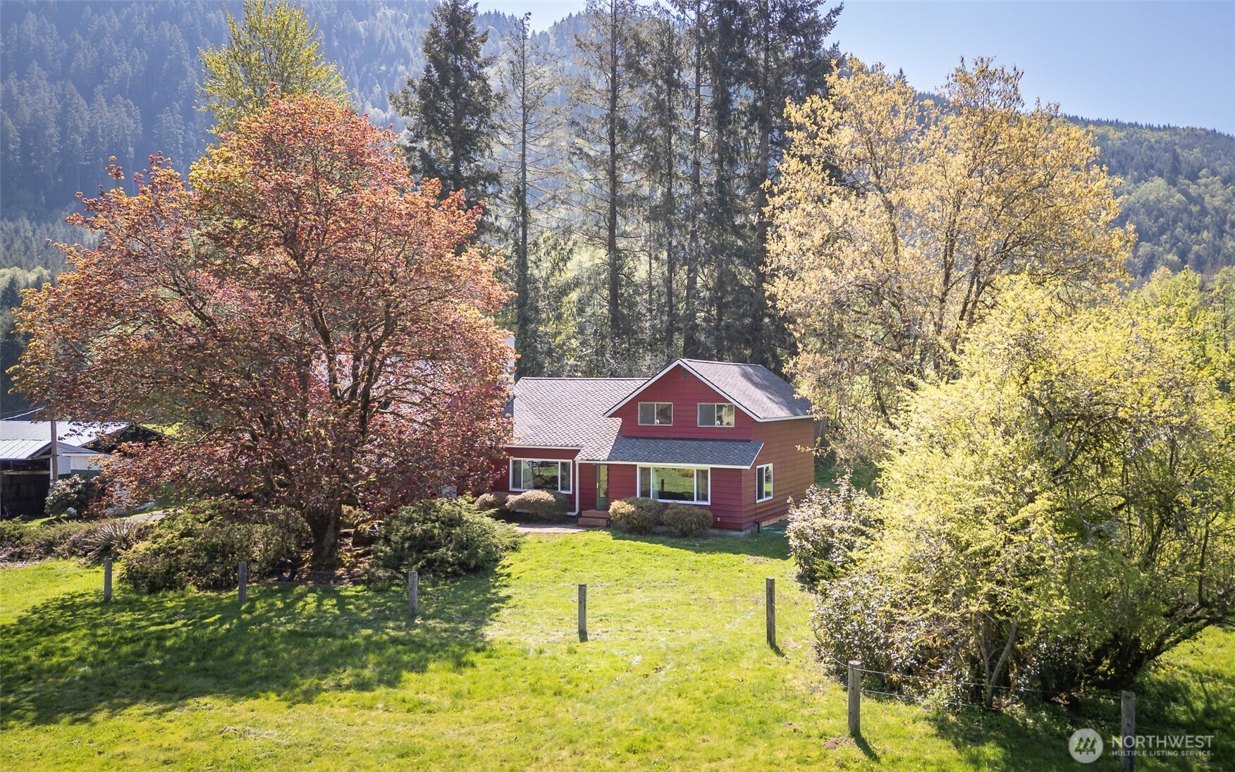 296 Dodge Road , Morton, WA 98356