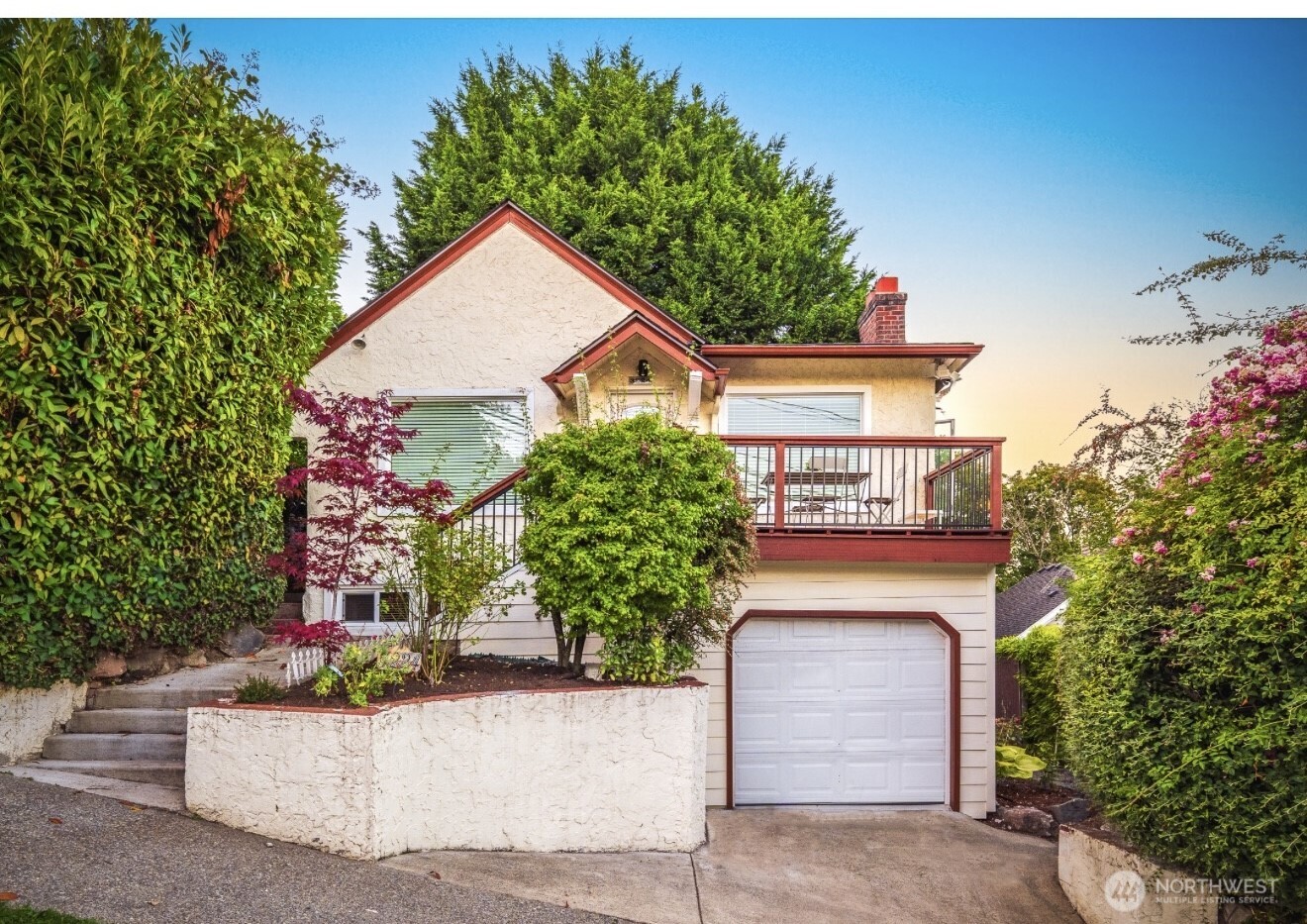 3224 S Lane Street , Seattle, WA 98144-3237