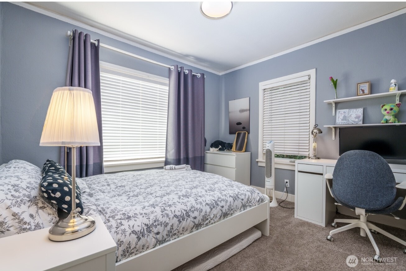 3224 S Lane Street , Seattle, WA 98144-3237