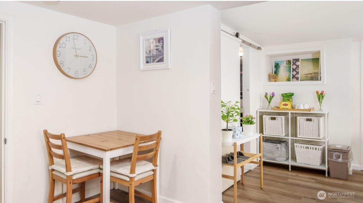 3224 S Lane Street , Seattle, WA 98144-3237